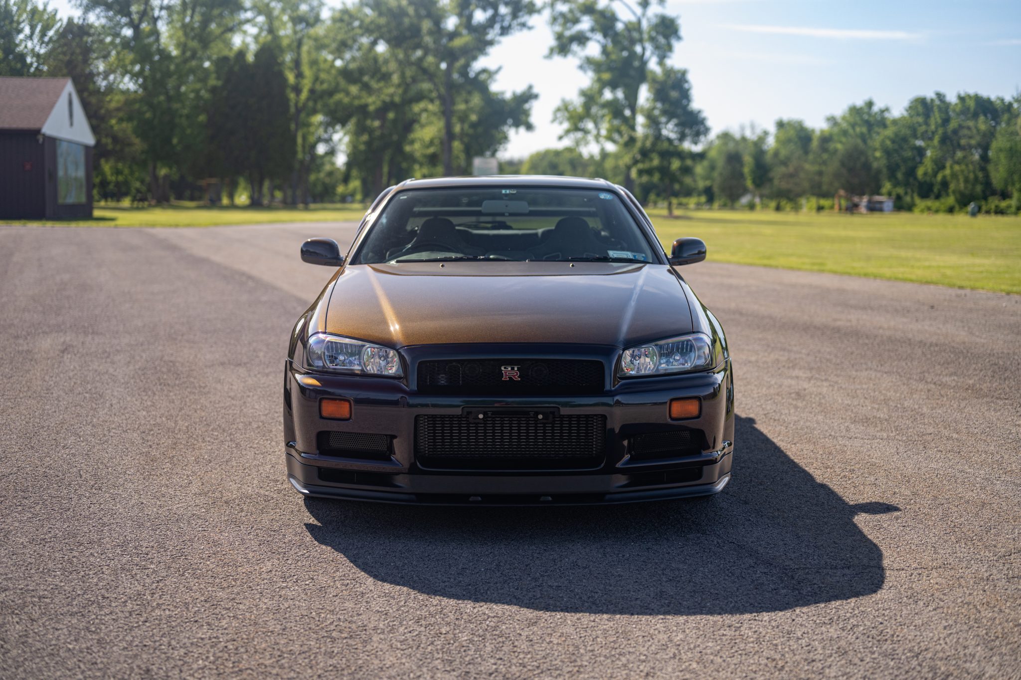 Another Rare 1999 Nissan Skyline GT-R V-Spec In Midnight Purple II Is Up For Sale