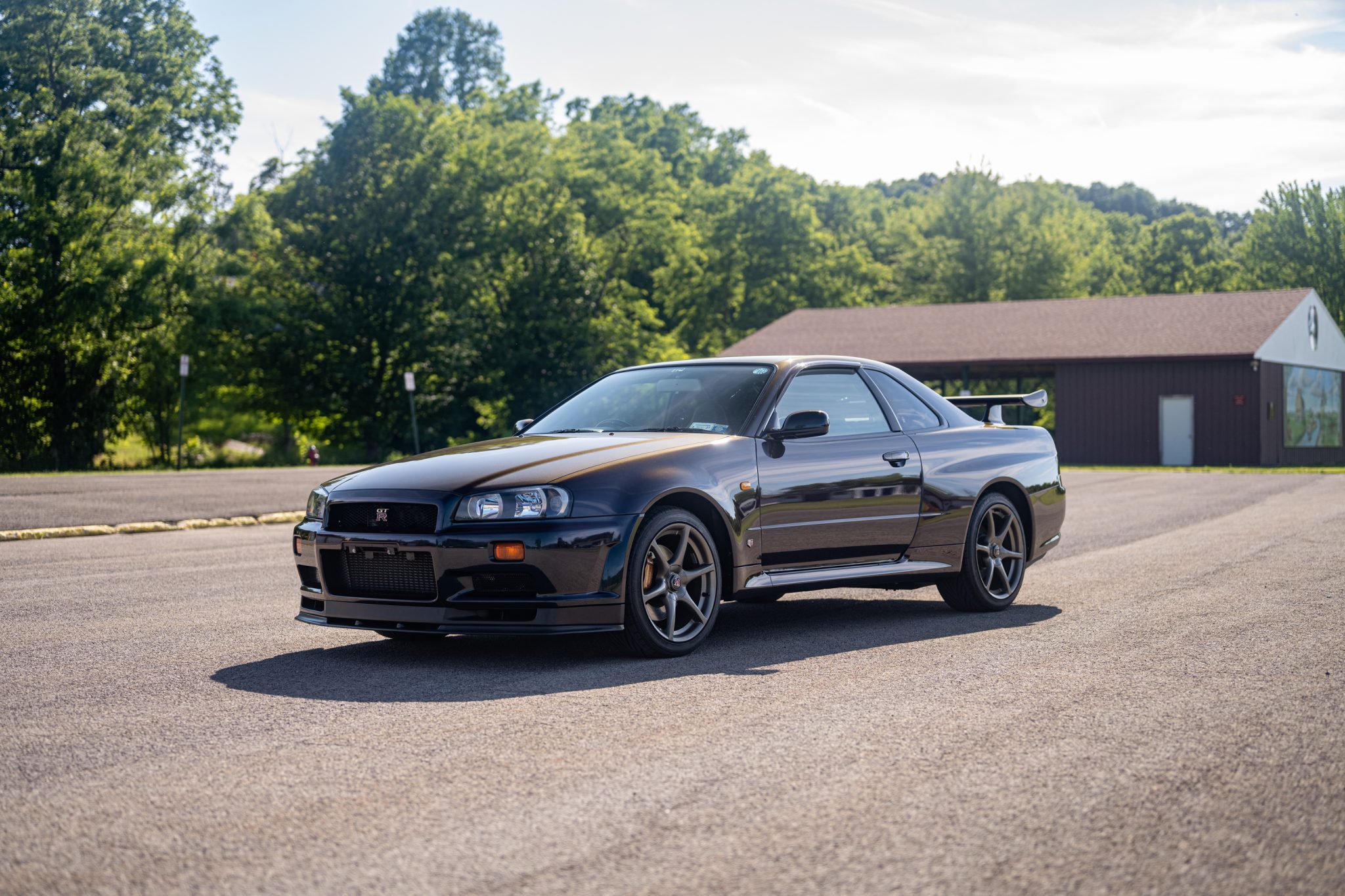Another Rare 1999 Nissan Skyline GT-R V-Spec In Midnight Purple II Is Up For Sale