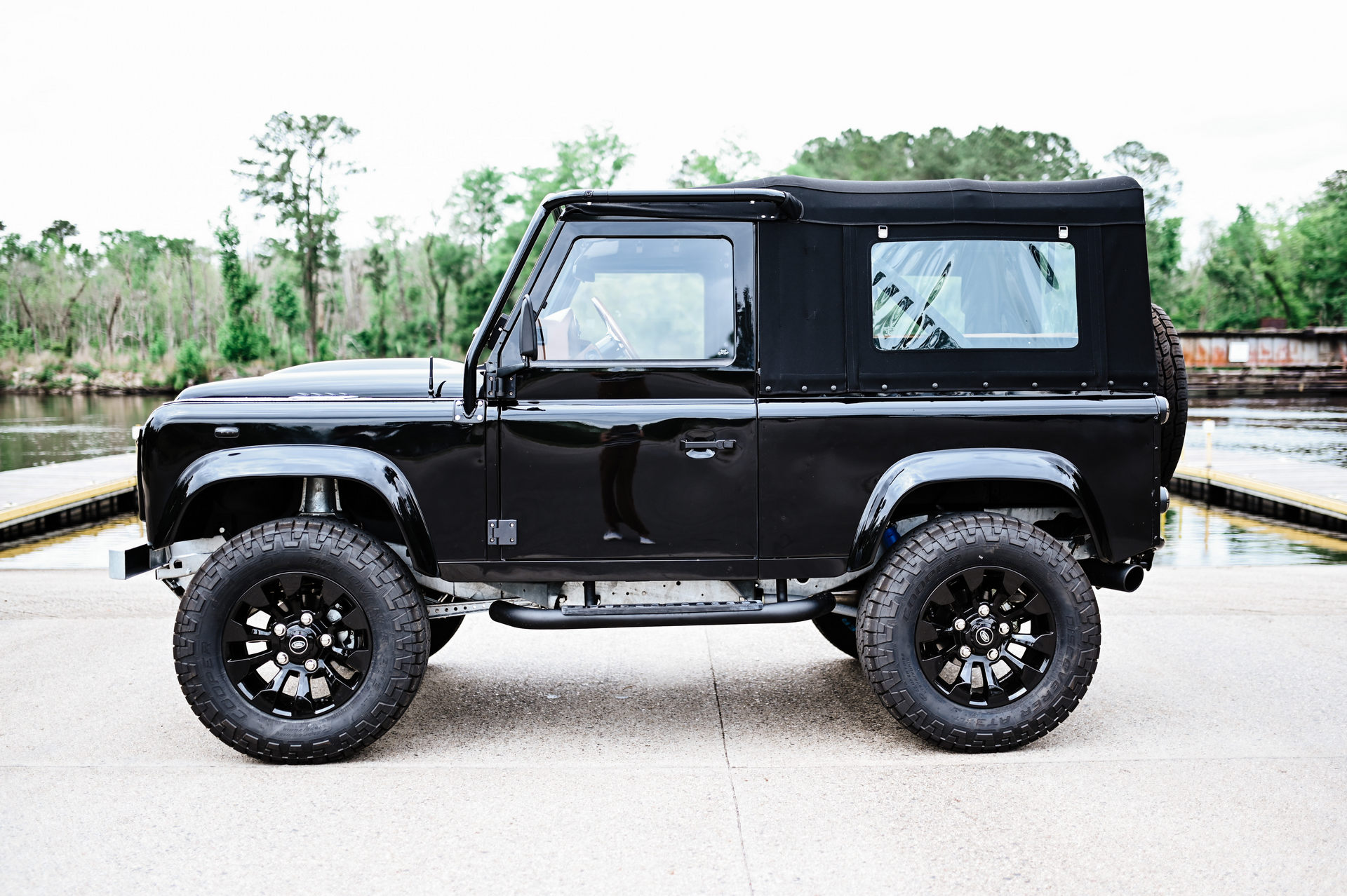 Osprey’s Two-Door 1997 Land Rover Defender LS3 V8 Is Just About Perfect For Restomod Lovers