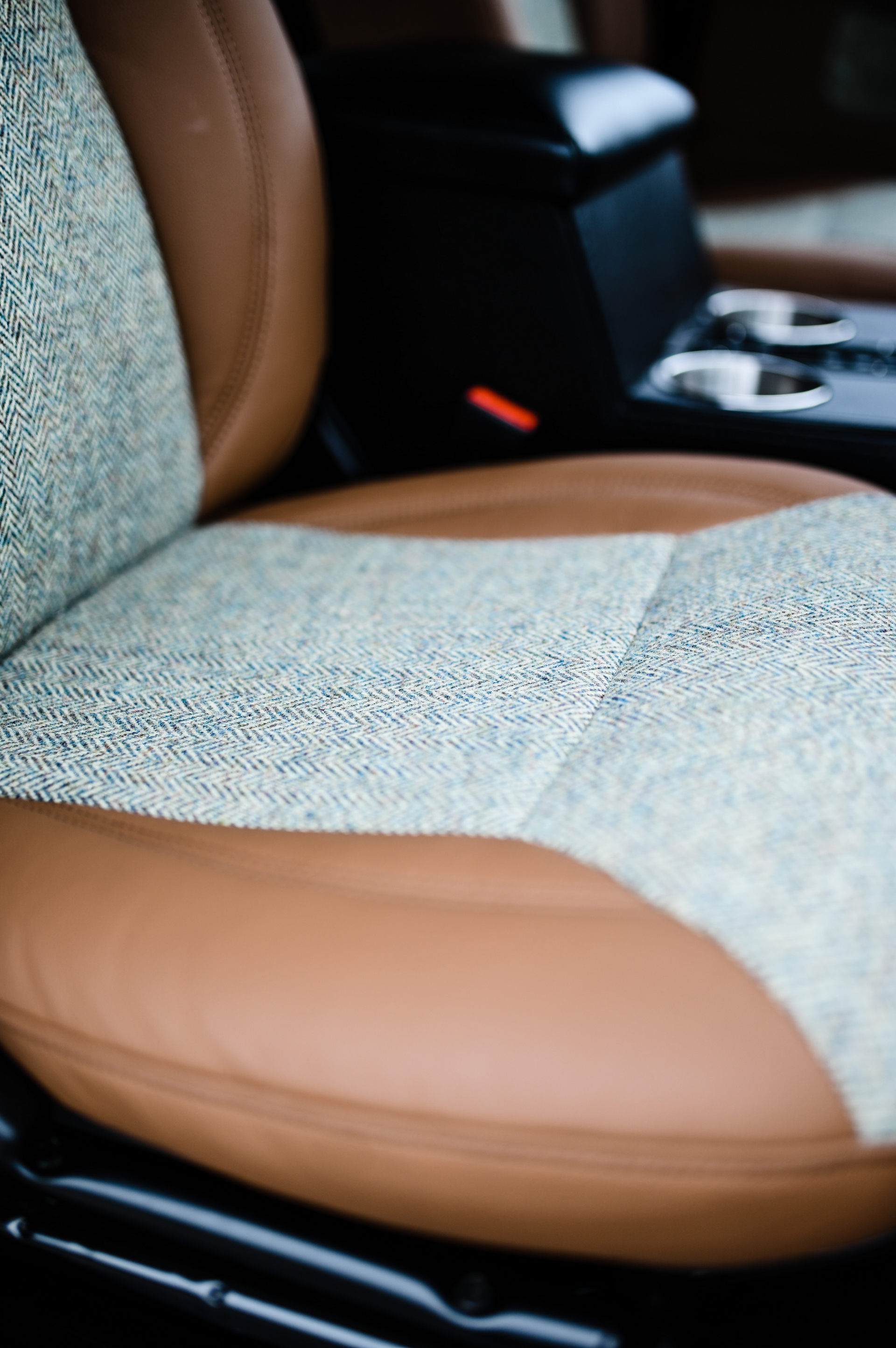 Osprey’s Two-Door 1997 Land Rover Defender LS3 V8 Is Just About Perfect For Restomod Lovers