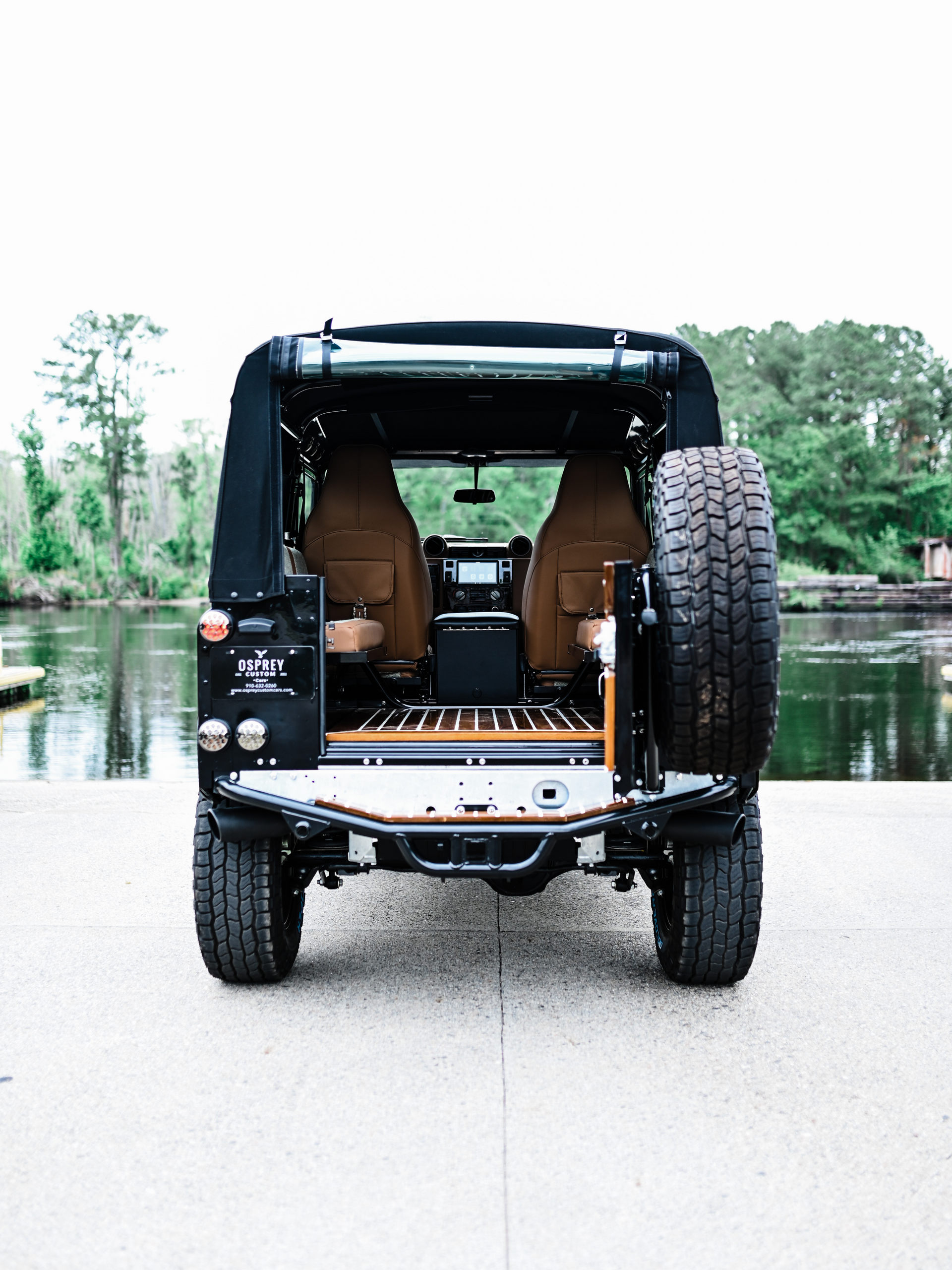 Osprey’s Two-Door 1997 Land Rover Defender LS3 V8 Is Just About Perfect For Restomod Lovers