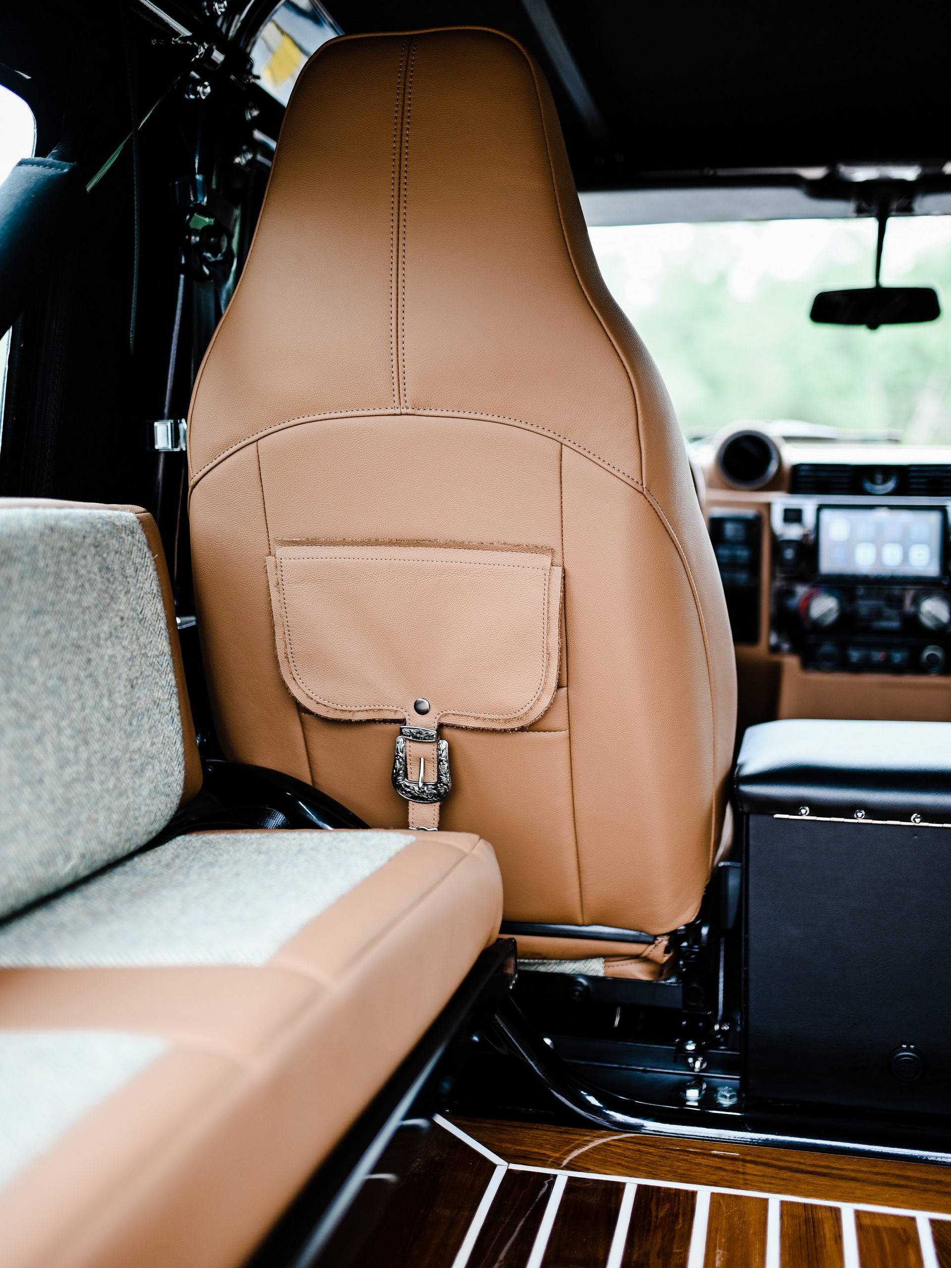 Osprey’s Two-Door 1997 Land Rover Defender LS3 V8 Is Just About Perfect For Restomod Lovers