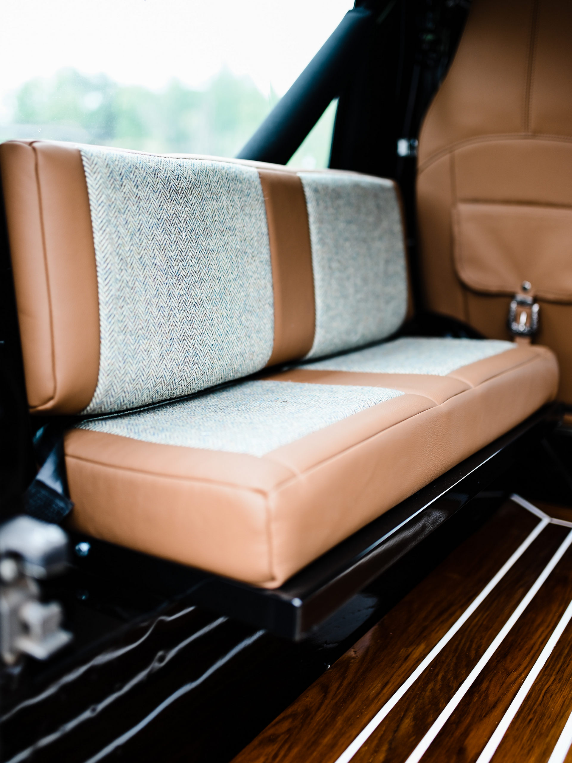 Osprey’s Two-Door 1997 Land Rover Defender LS3 V8 Is Just About Perfect For Restomod Lovers