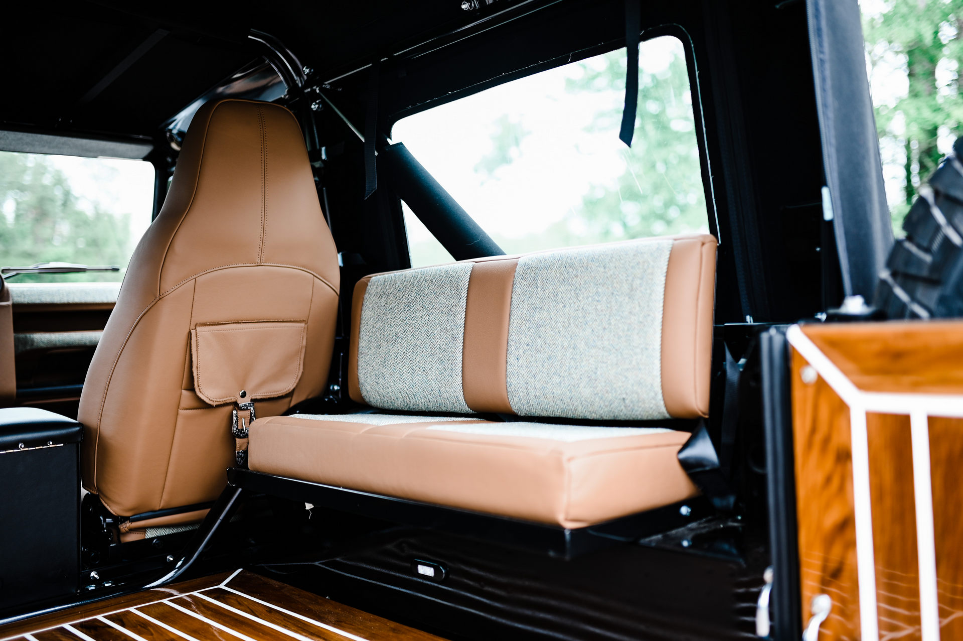 Osprey’s Two-Door 1997 Land Rover Defender LS3 V8 Is Just About Perfect For Restomod Lovers