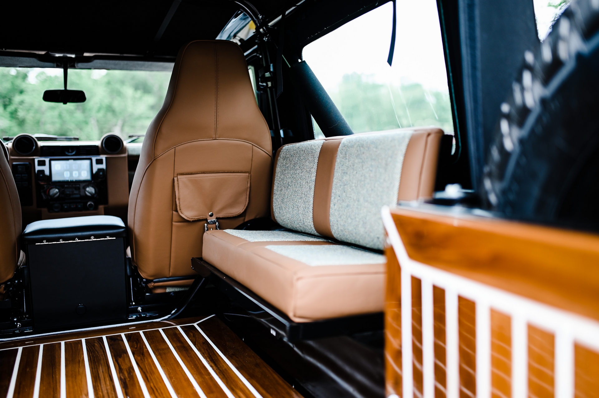 Osprey’s Two-Door 1997 Land Rover Defender LS3 V8 Is Just About Perfect For Restomod Lovers