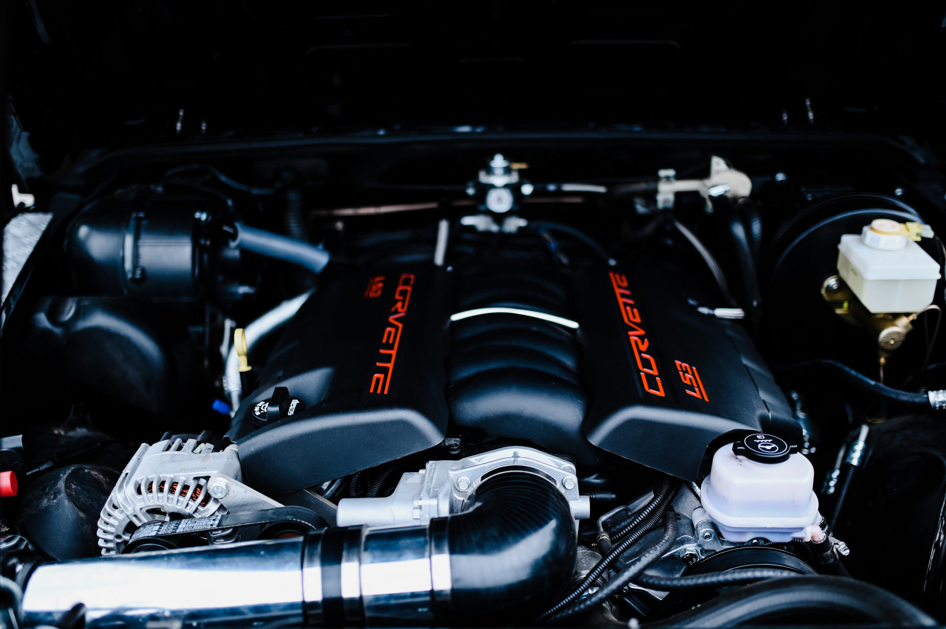 Osprey’s Two-Door 1997 Land Rover Defender LS3 V8 Is Just About Perfect For Restomod Lovers