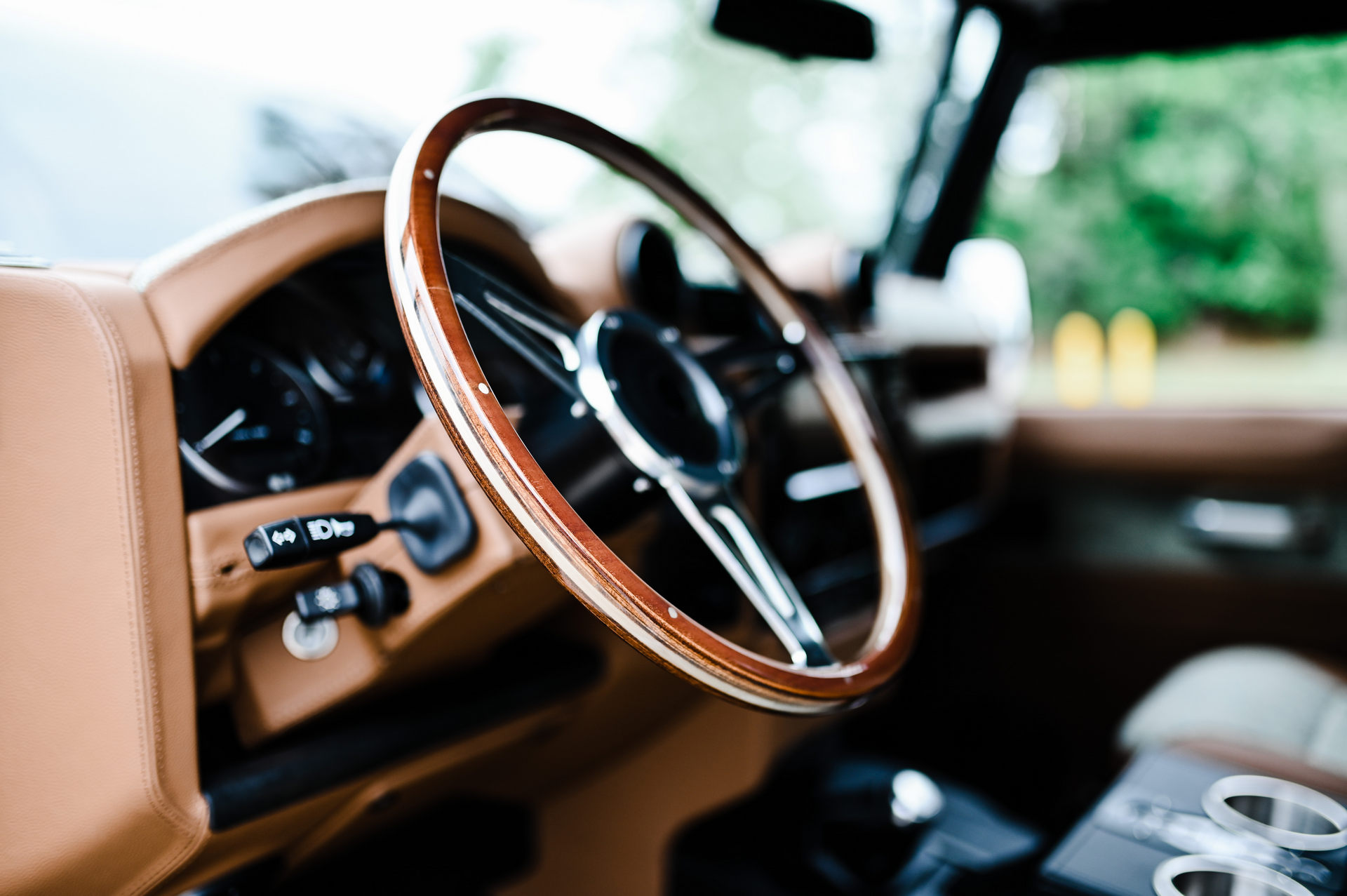 Osprey’s Two-Door 1997 Land Rover Defender LS3 V8 Is Just About Perfect For Restomod Lovers