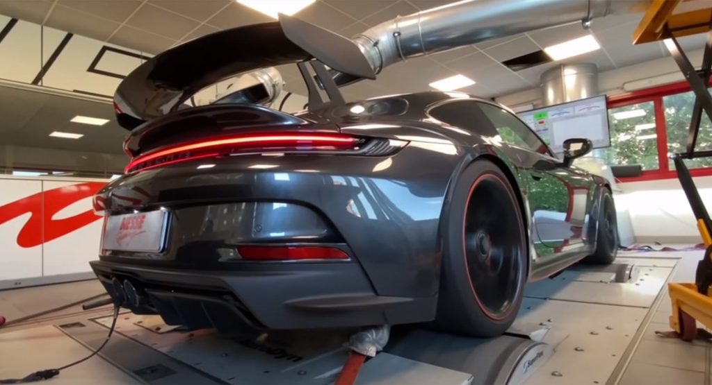  Listen To The 2021 Porsche 911 GT3 Scream While Being Dyno Tested