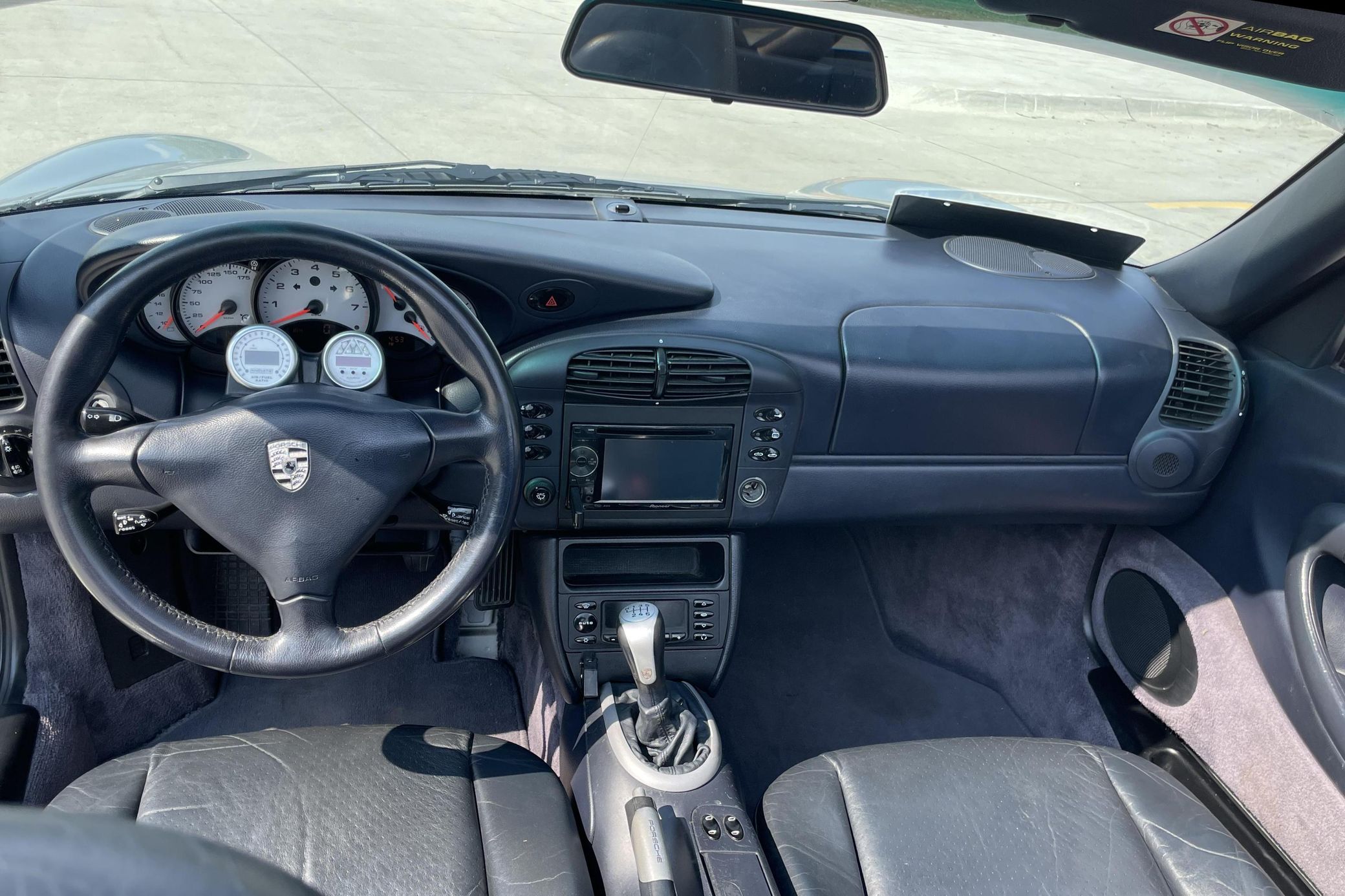 There’s ‘No Flat 6 ‘In This Wild 2000 Porsche 911 Carrera