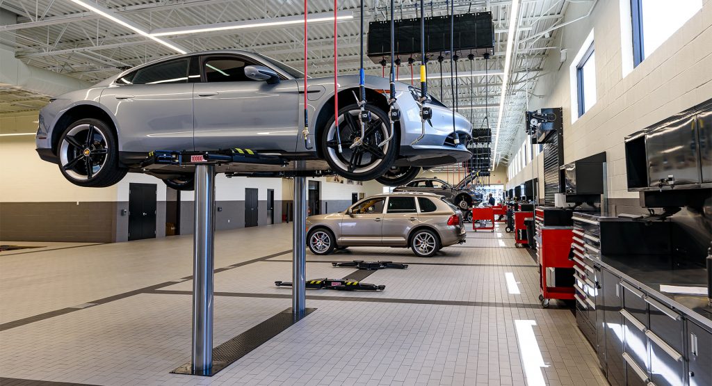  Porsche Opens Its First Stand-Alone Service Center In The USA