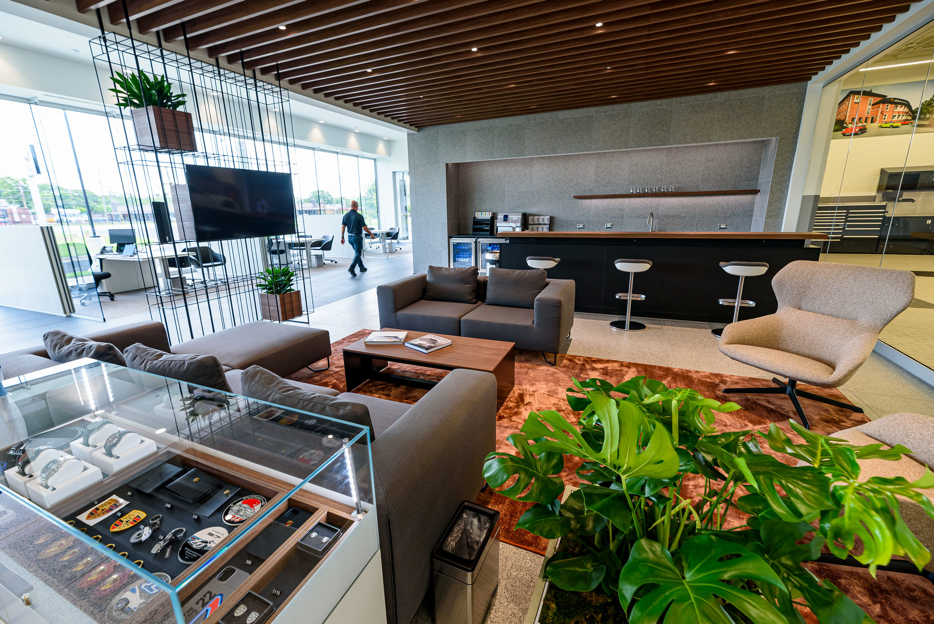 Porsche Opens Its First Stand-Alone Service Center In The USA