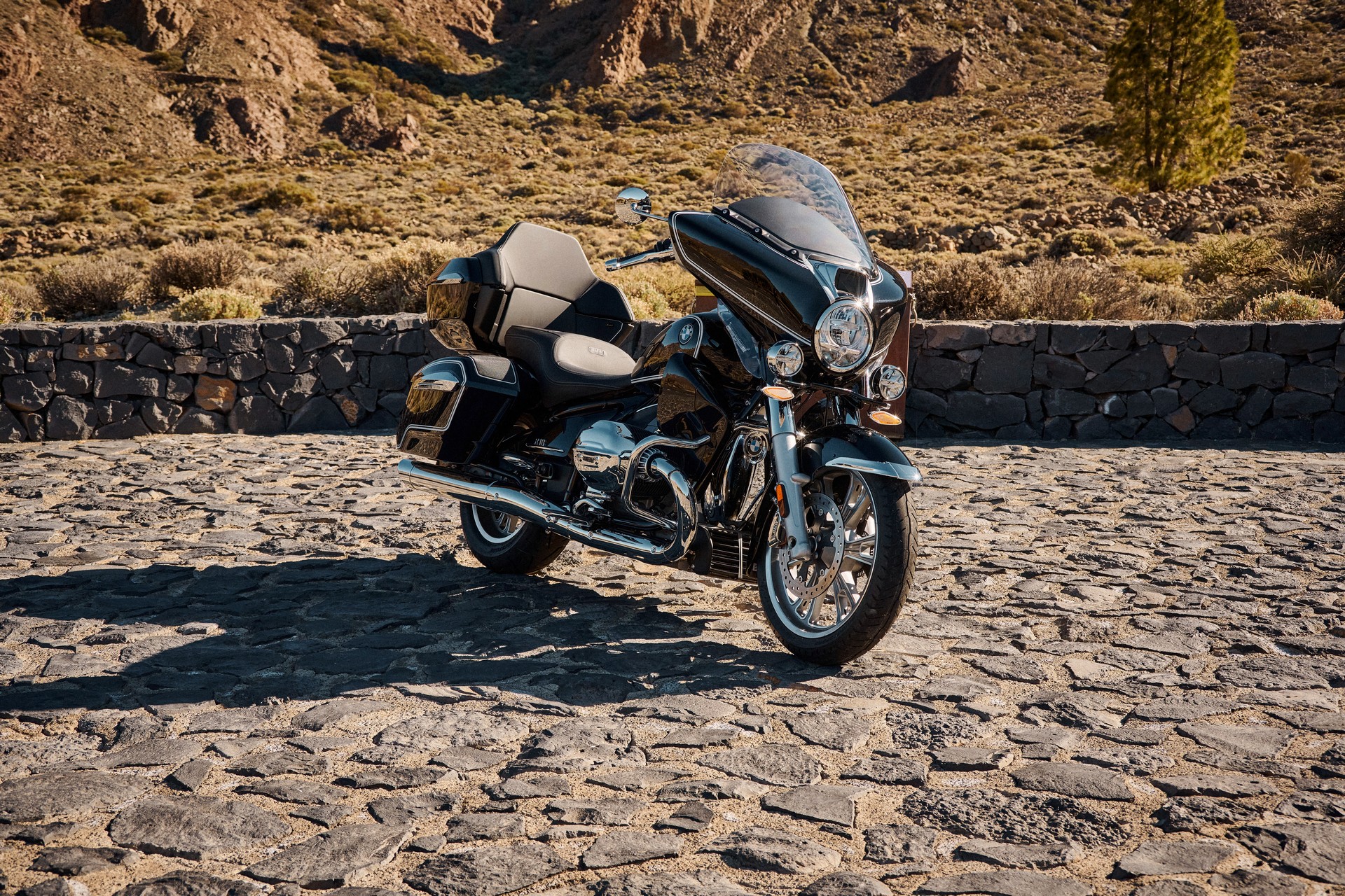 BMW Motorrad Introduces New R 18 B And R 18 Transcontinental