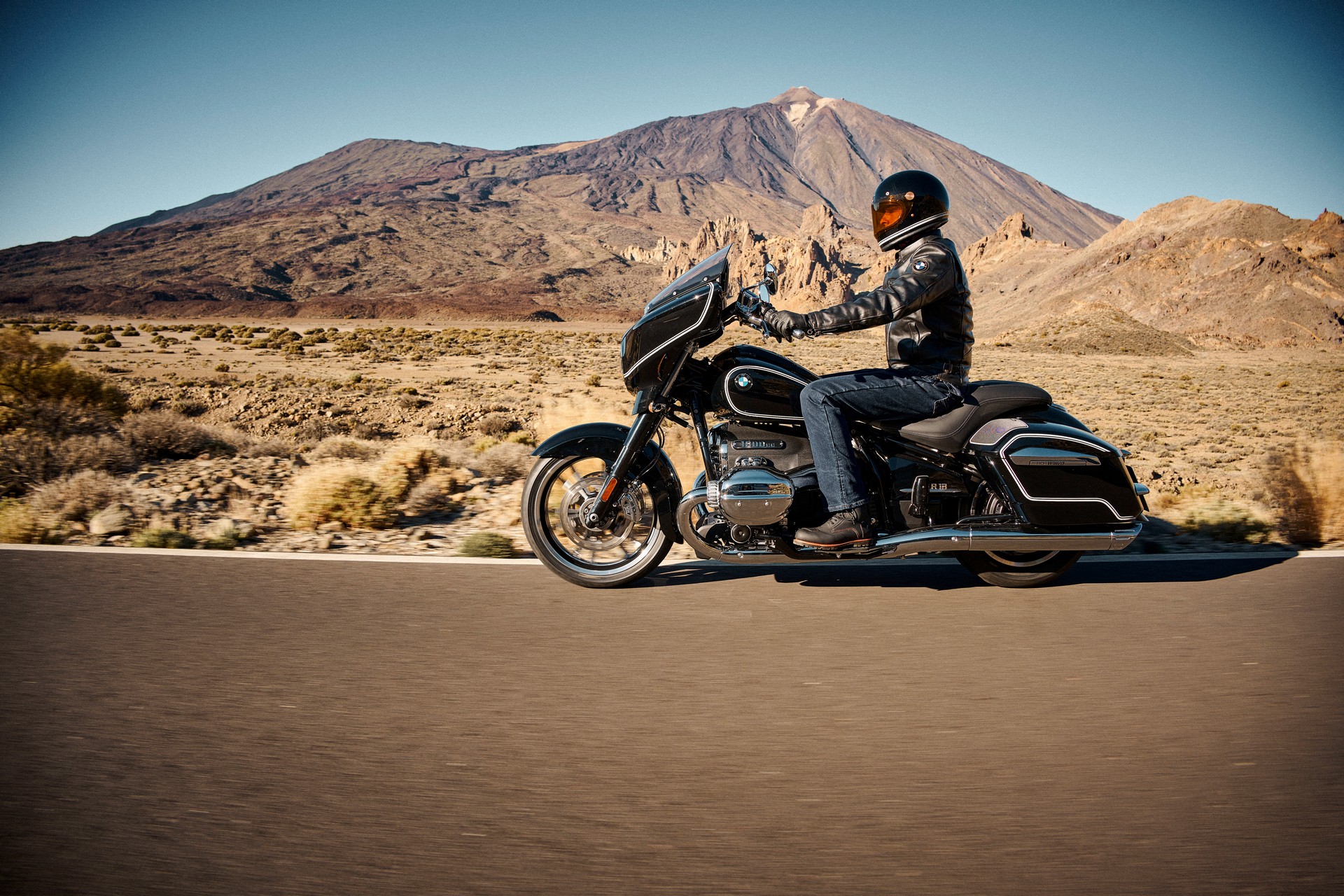 BMW Motorrad Introduces New R 18 B And R 18 Transcontinental