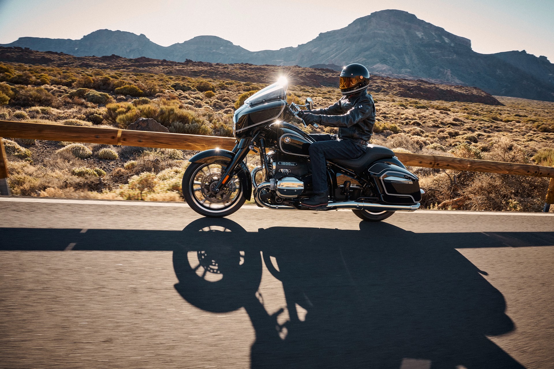 BMW Motorrad Introduces New R 18 B And R 18 Transcontinental