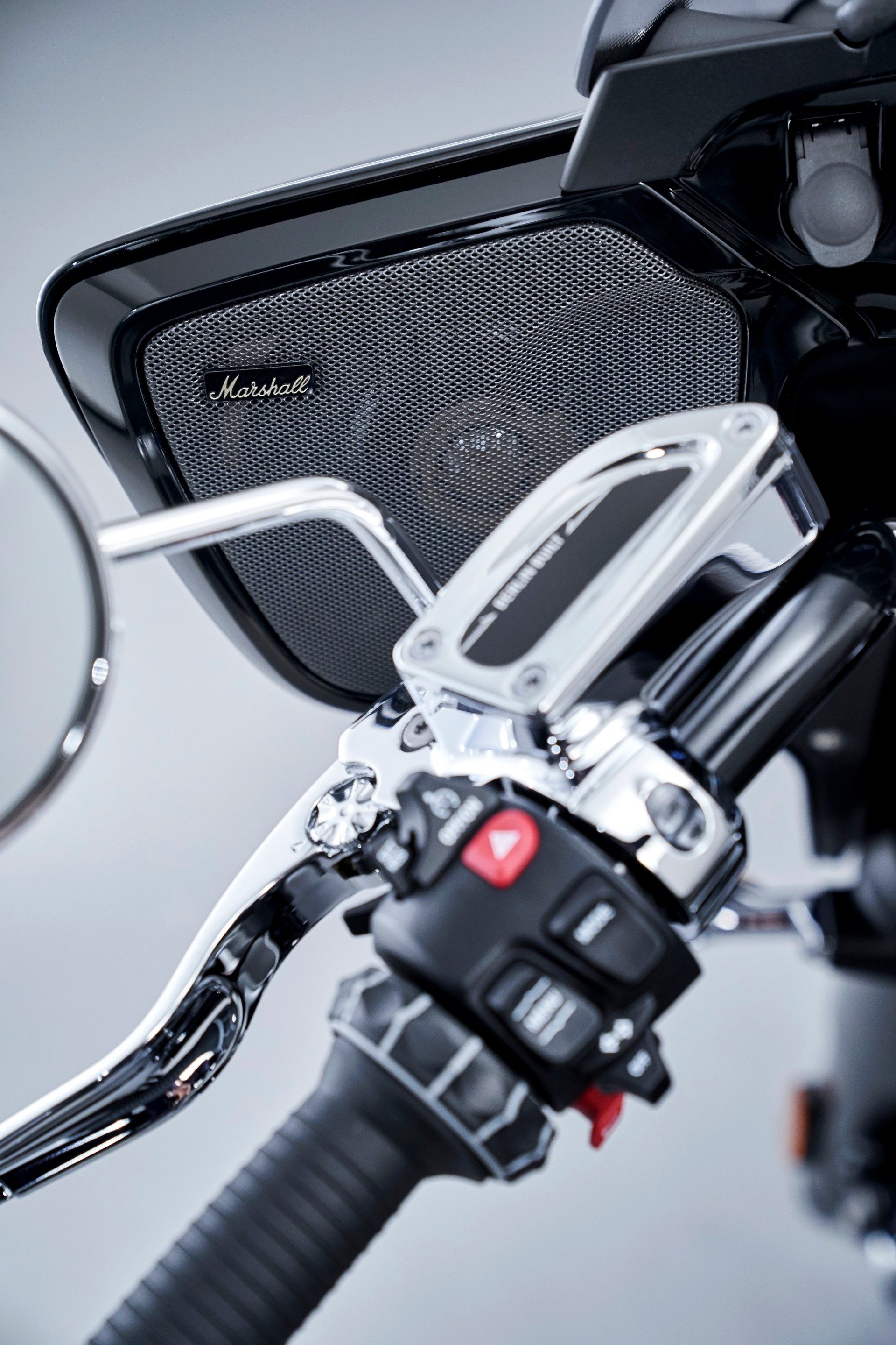 BMW Motorrad Introduces New R 18 B And R 18 Transcontinental