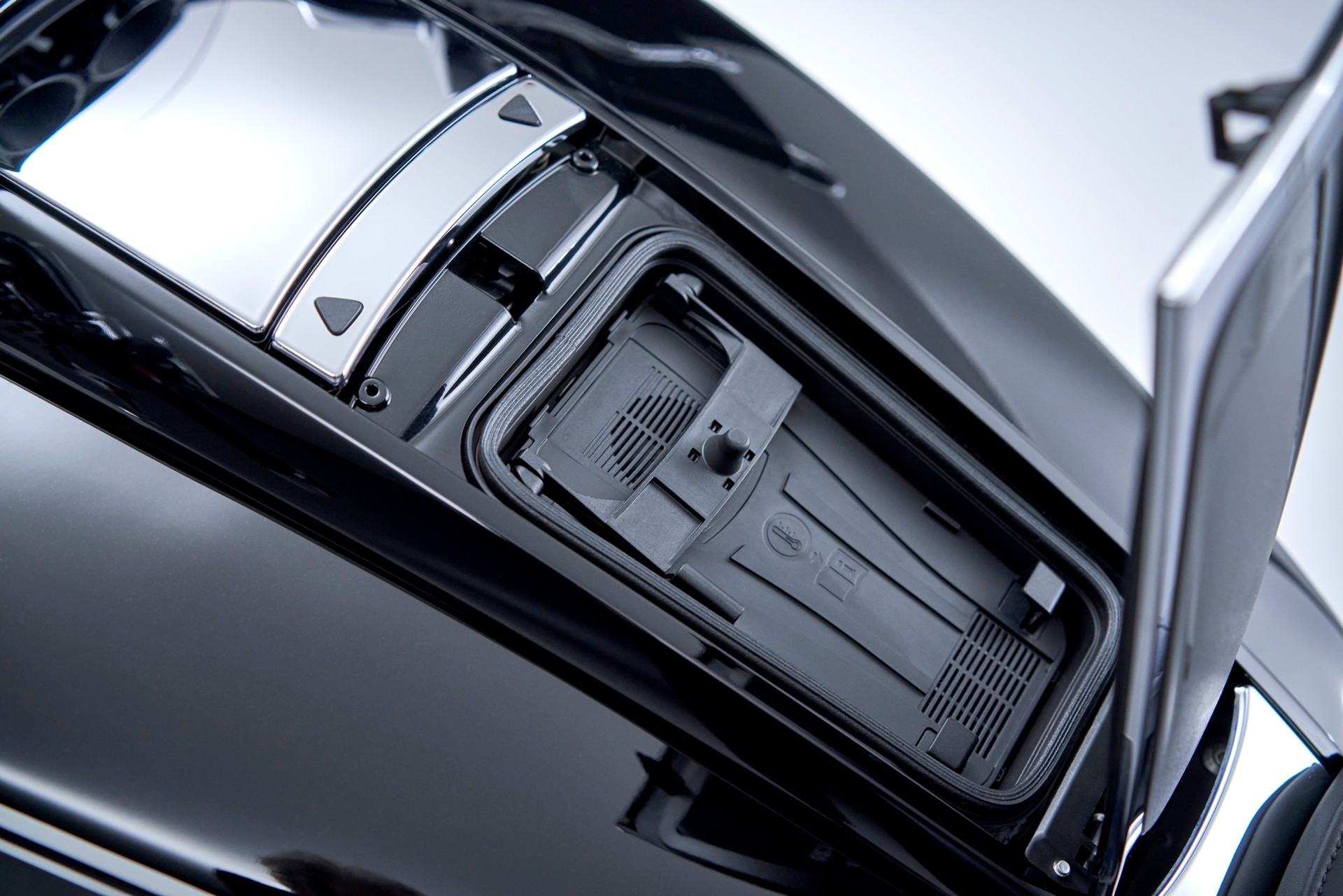 BMW Motorrad Introduces New R 18 B And R 18 Transcontinental