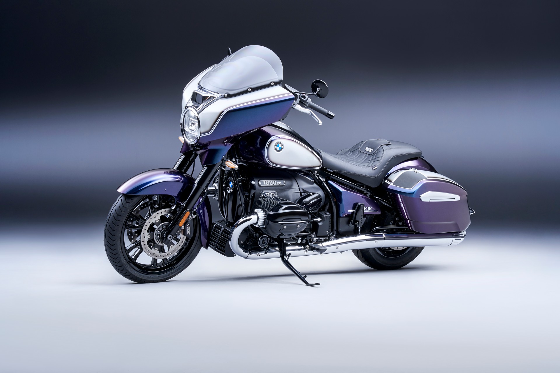 BMW Motorrad Introduces New R 18 B And R 18 Transcontinental