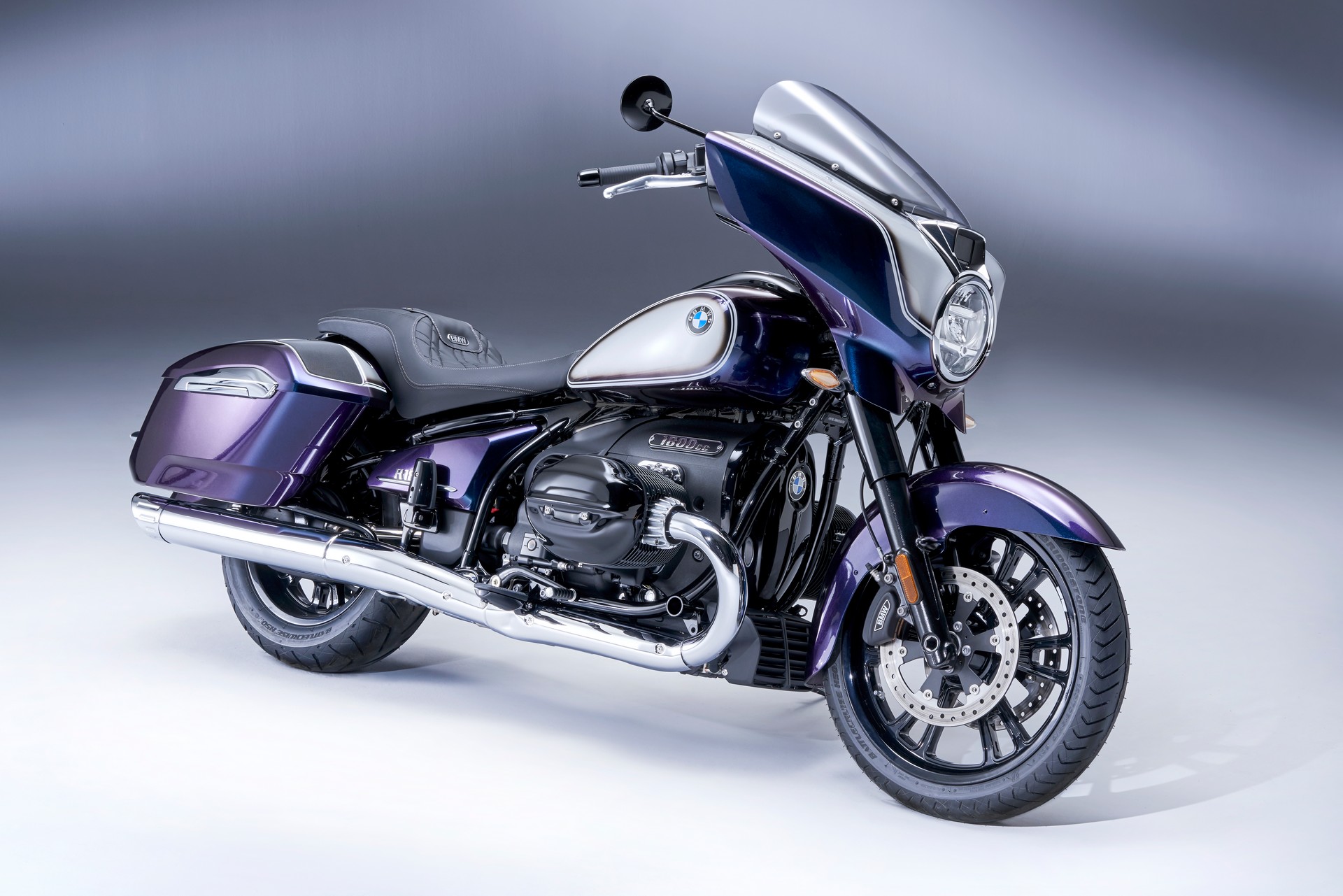 BMW Motorrad Introduces New R 18 B And R 18 Transcontinental