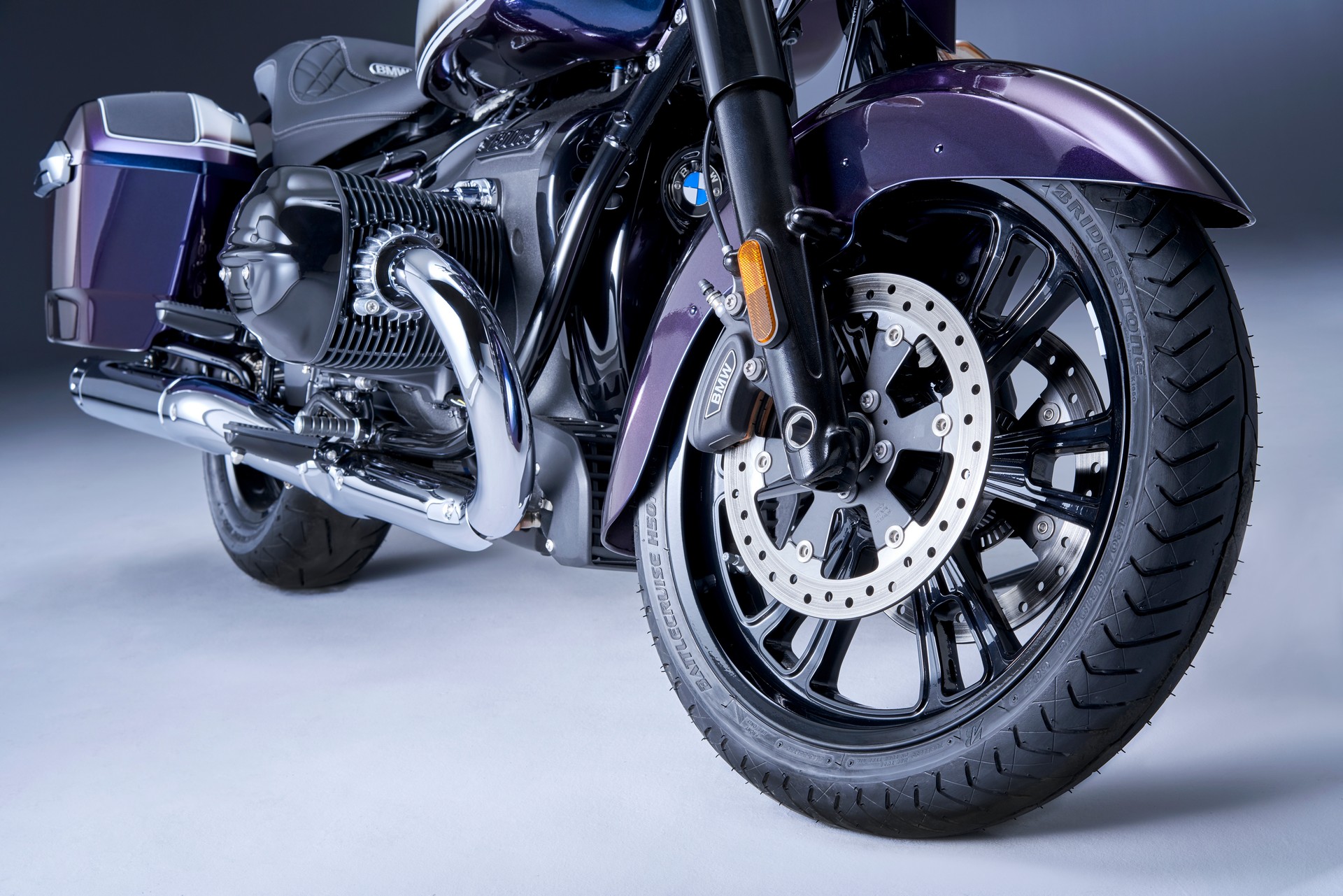 BMW Motorrad Introduces New R 18 B And R 18 Transcontinental