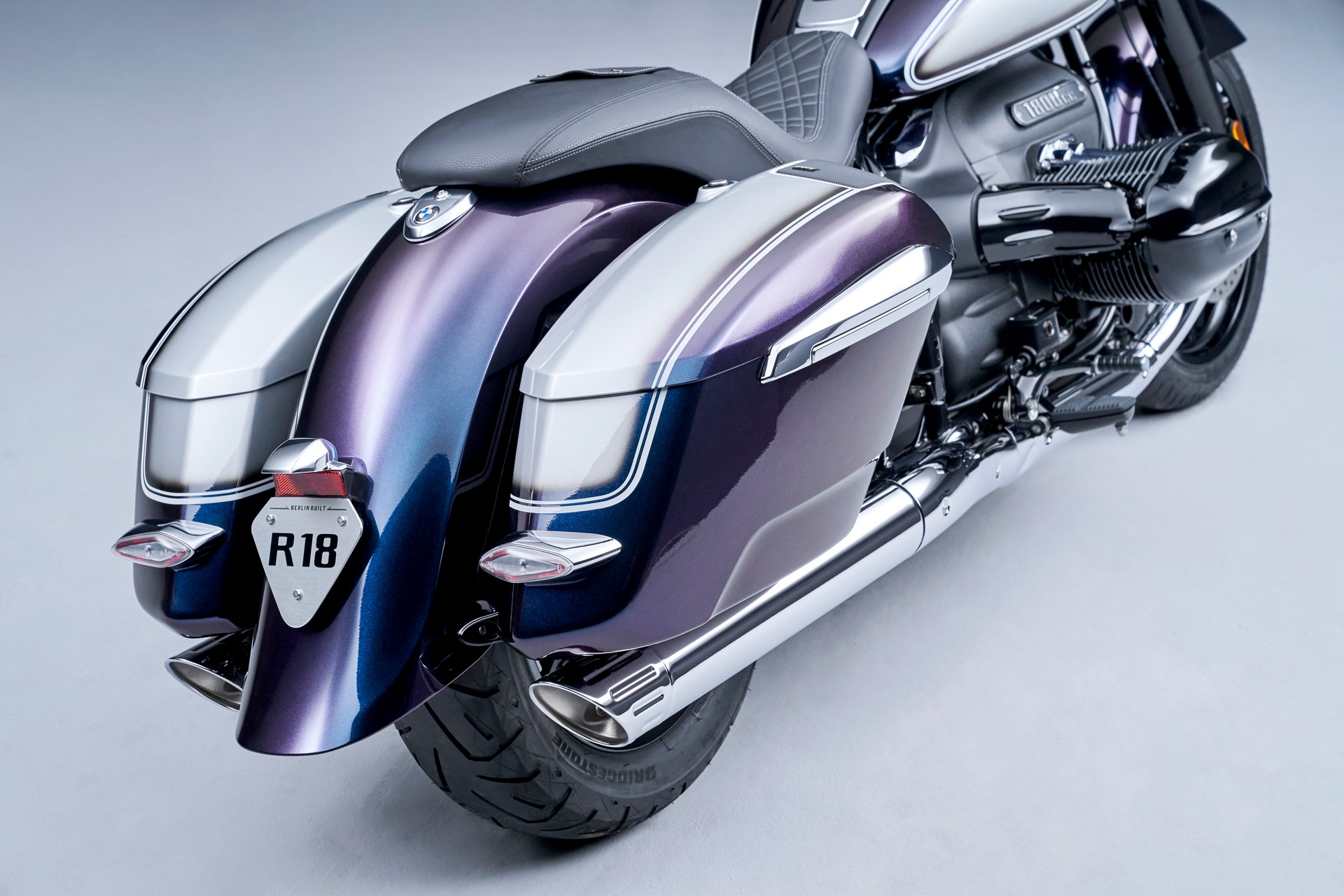 BMW Motorrad Introduces New R 18 B And R 18 Transcontinental