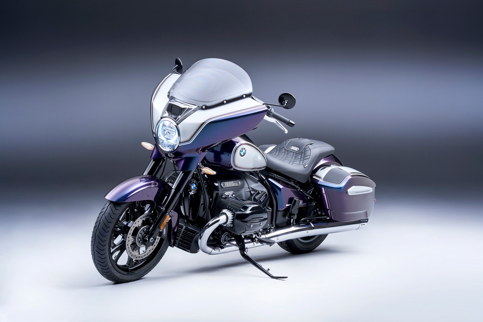 BMW Motorrad Introduces New R 18 B And R 18 Transcontinental