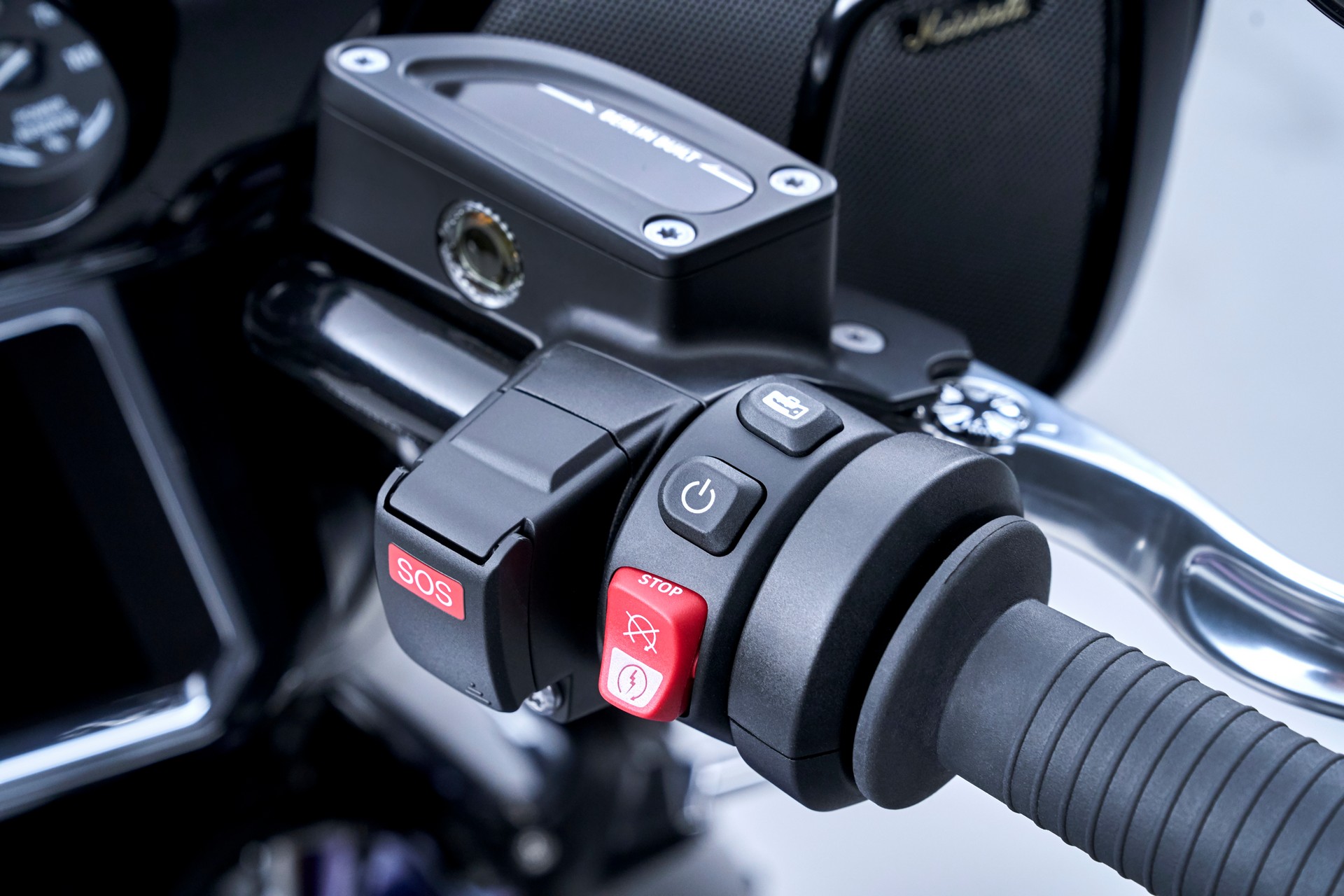 BMW Motorrad Introduces New R 18 B And R 18 Transcontinental