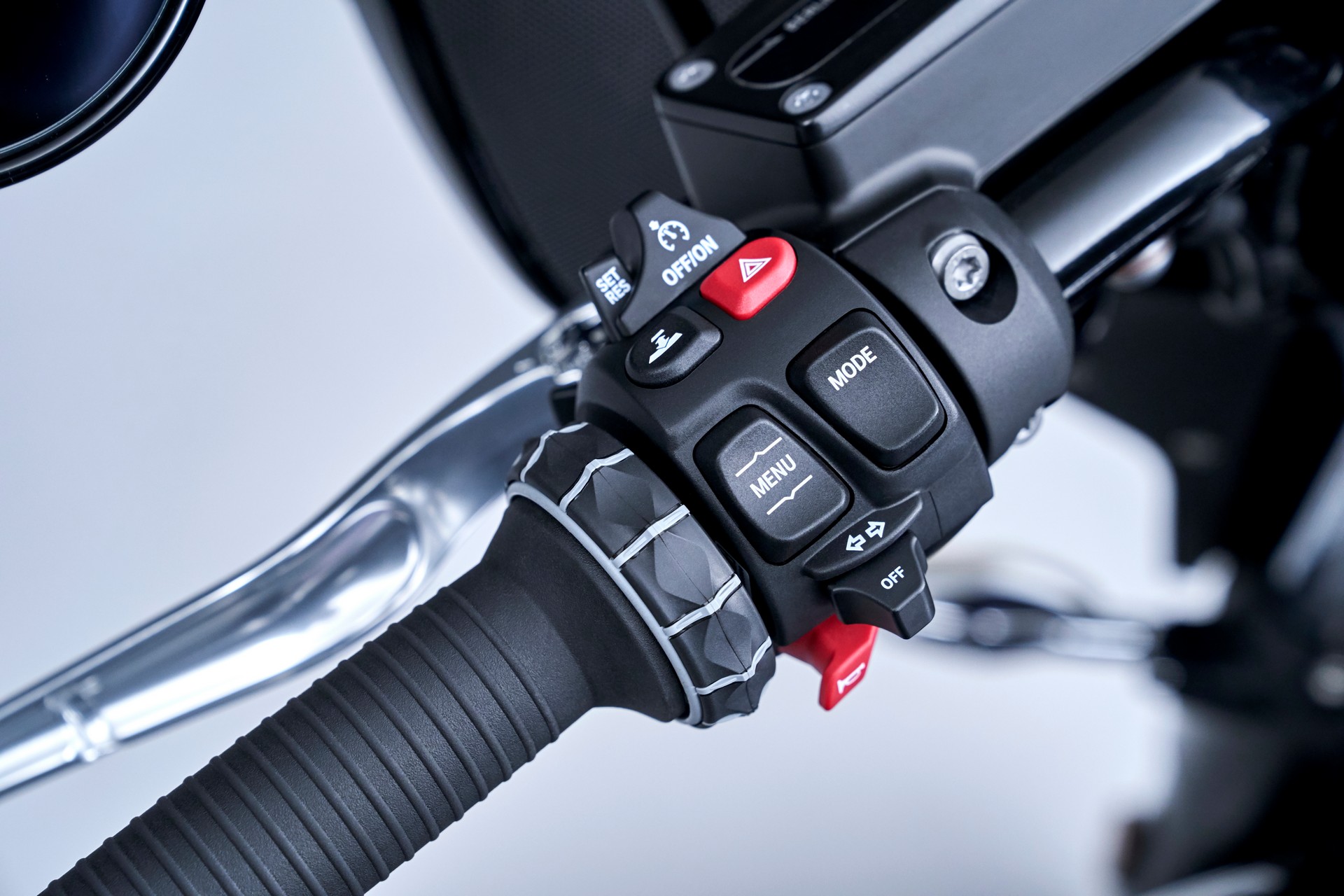 BMW Motorrad Introduces New R 18 B And R 18 Transcontinental