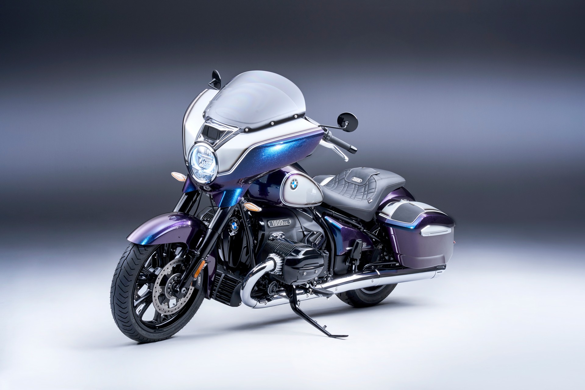 BMW Motorrad Introduces New R 18 B And R 18 Transcontinental