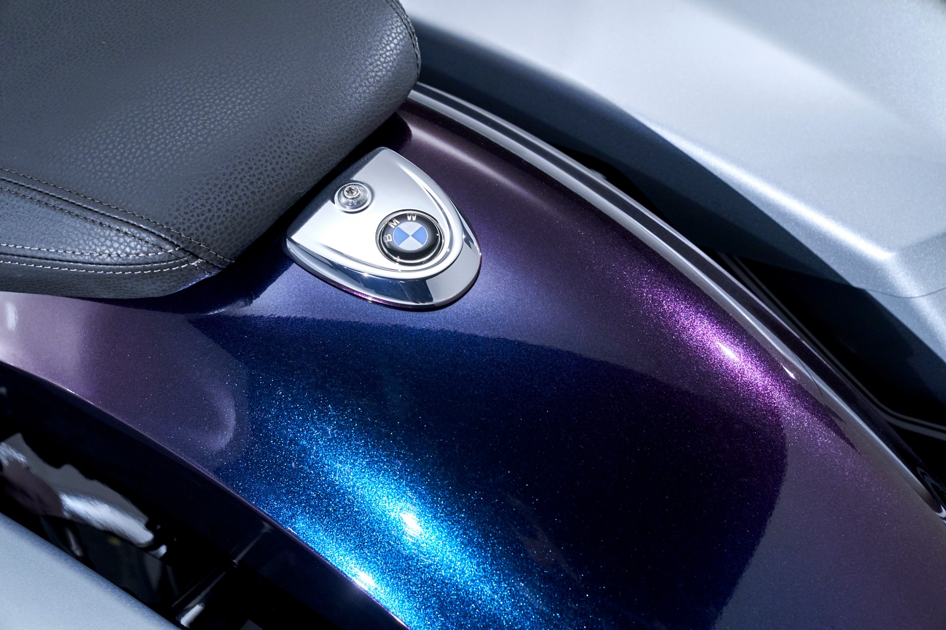 BMW Motorrad Introduces New R 18 B And R 18 Transcontinental