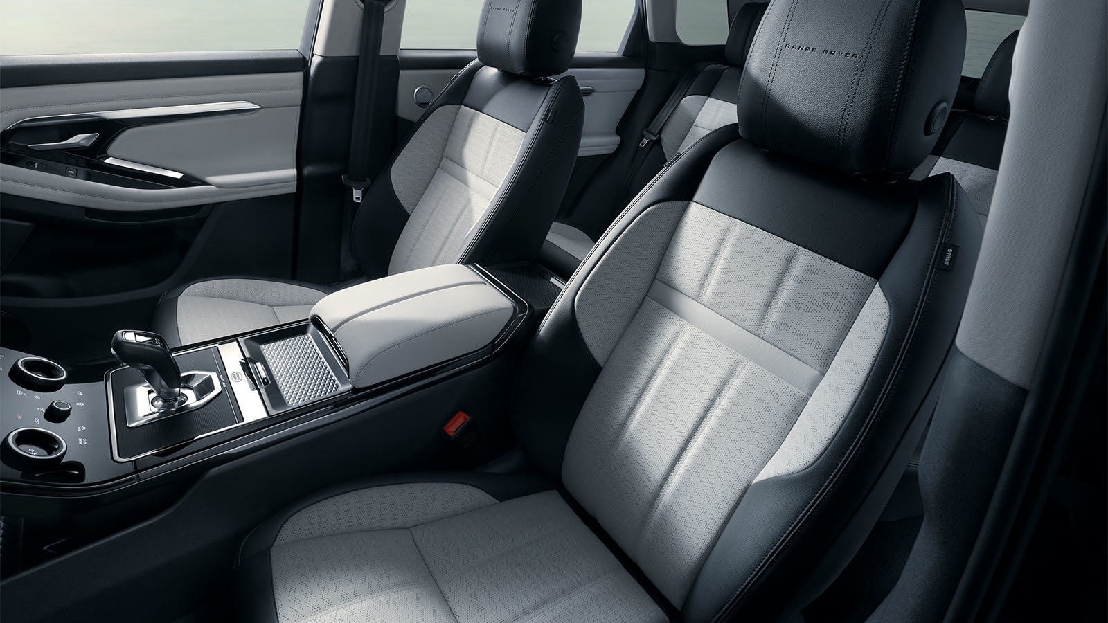 Range Rover Evoque L Stretches Out For China, Gains 4.9 Inches Of Rear Legroom