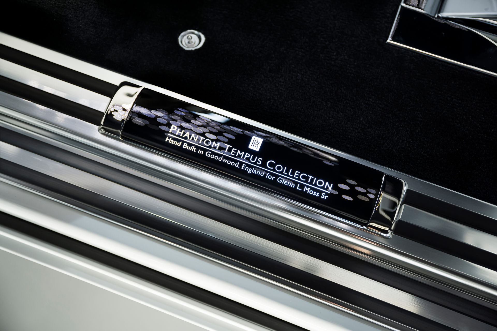 Opulence, I Has: Couple Orders Two Bespoke Rolls-Royce Cars To Celebrate Marriage Anniversary