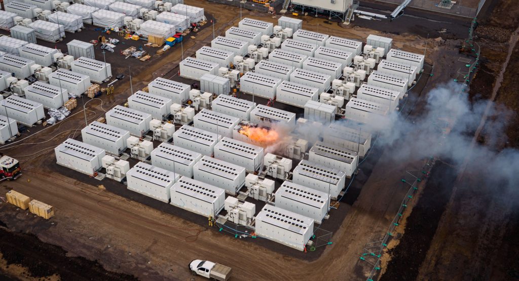  Tesla-Made Megapack Battery Site In Australia Catches Fire, Toxic Fumes A Big Concern