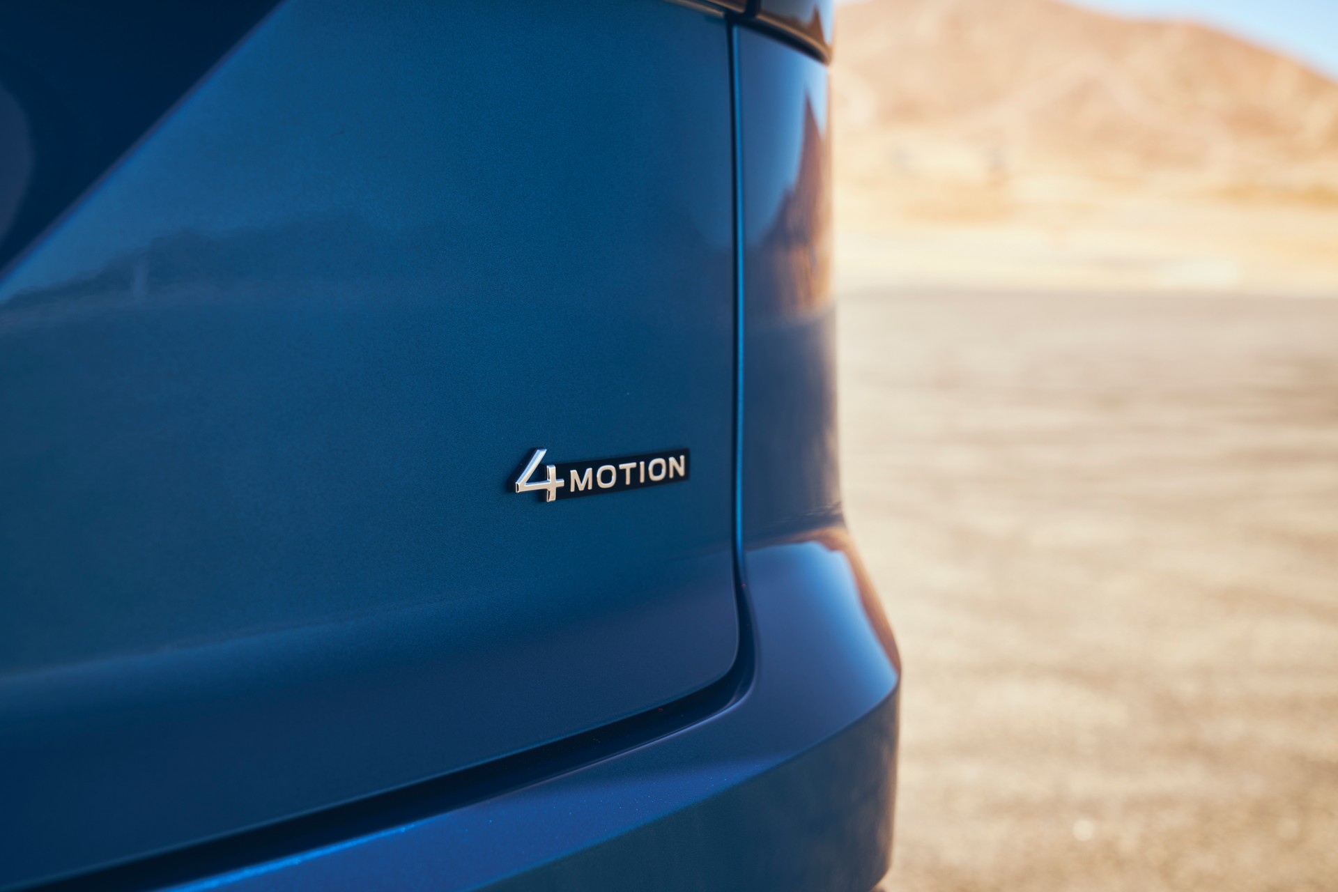 VW Atlas Cross Sport GT Concept Debuts With Sportier Styling And 300+ HP