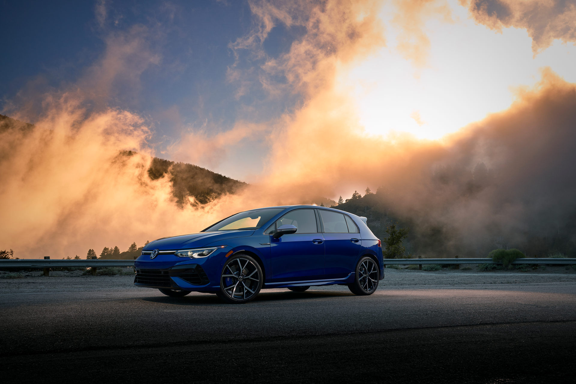 2022 VW Golf R Arrives In The U.S. With 315 HP And A Manual Gearbox From $44,640