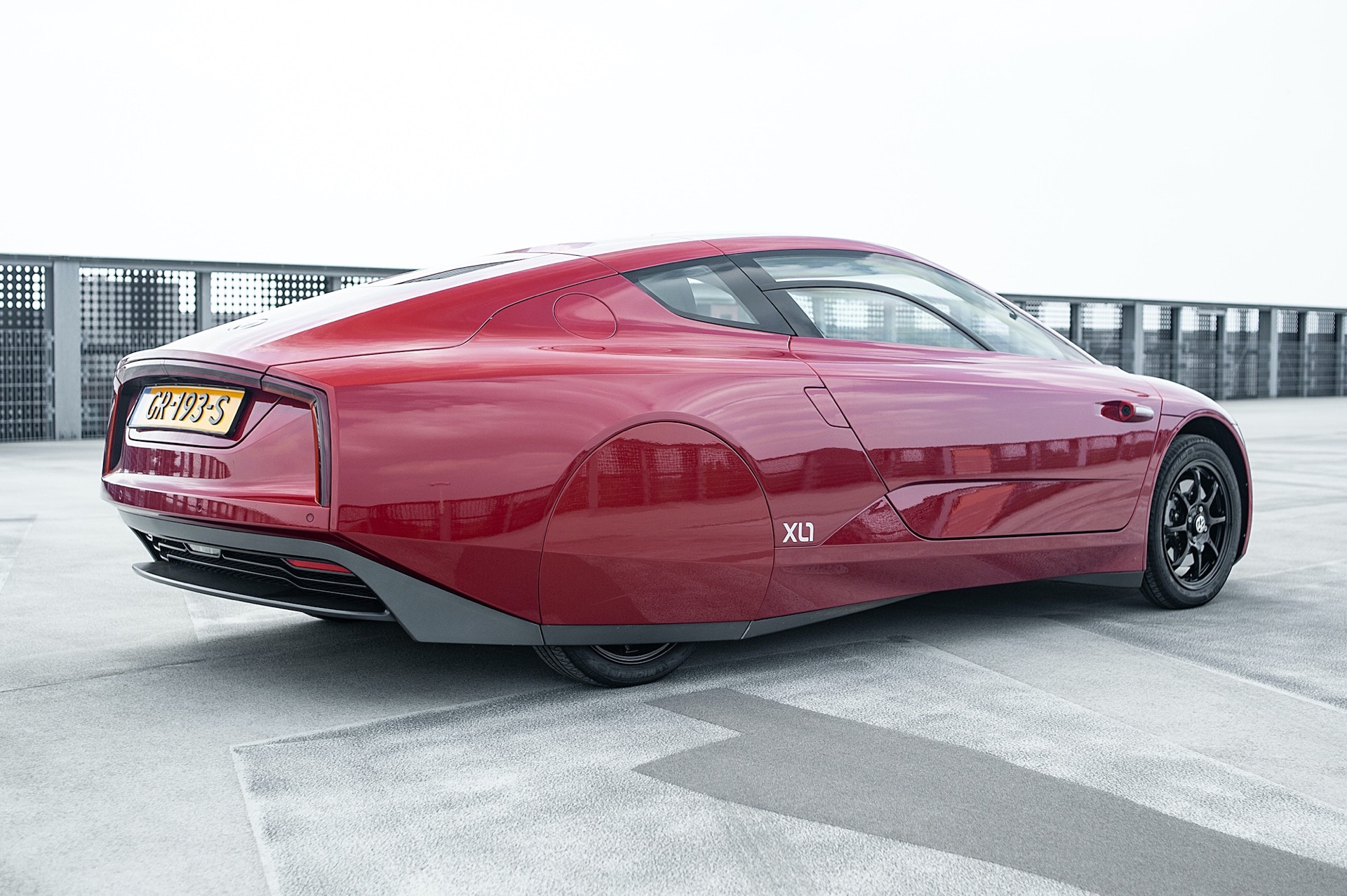 VW’s 262-MPG XL1 Was The Perfect Skinflint’s Supercar, Here’s One For Sale And What It’s Like To Drive