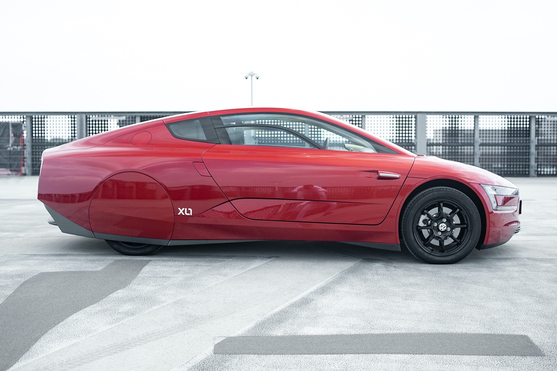 VW’s 262-MPG XL1 Was The Perfect Skinflint’s Supercar, Here’s One For Sale And What It’s Like To Drive