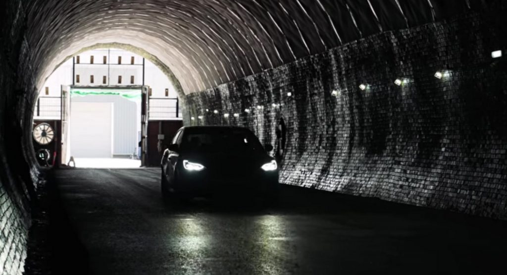 What Do You Do With An Empty Victorian Railroad Tunnel? Turn It Into A Wind Tunnel, Of Course