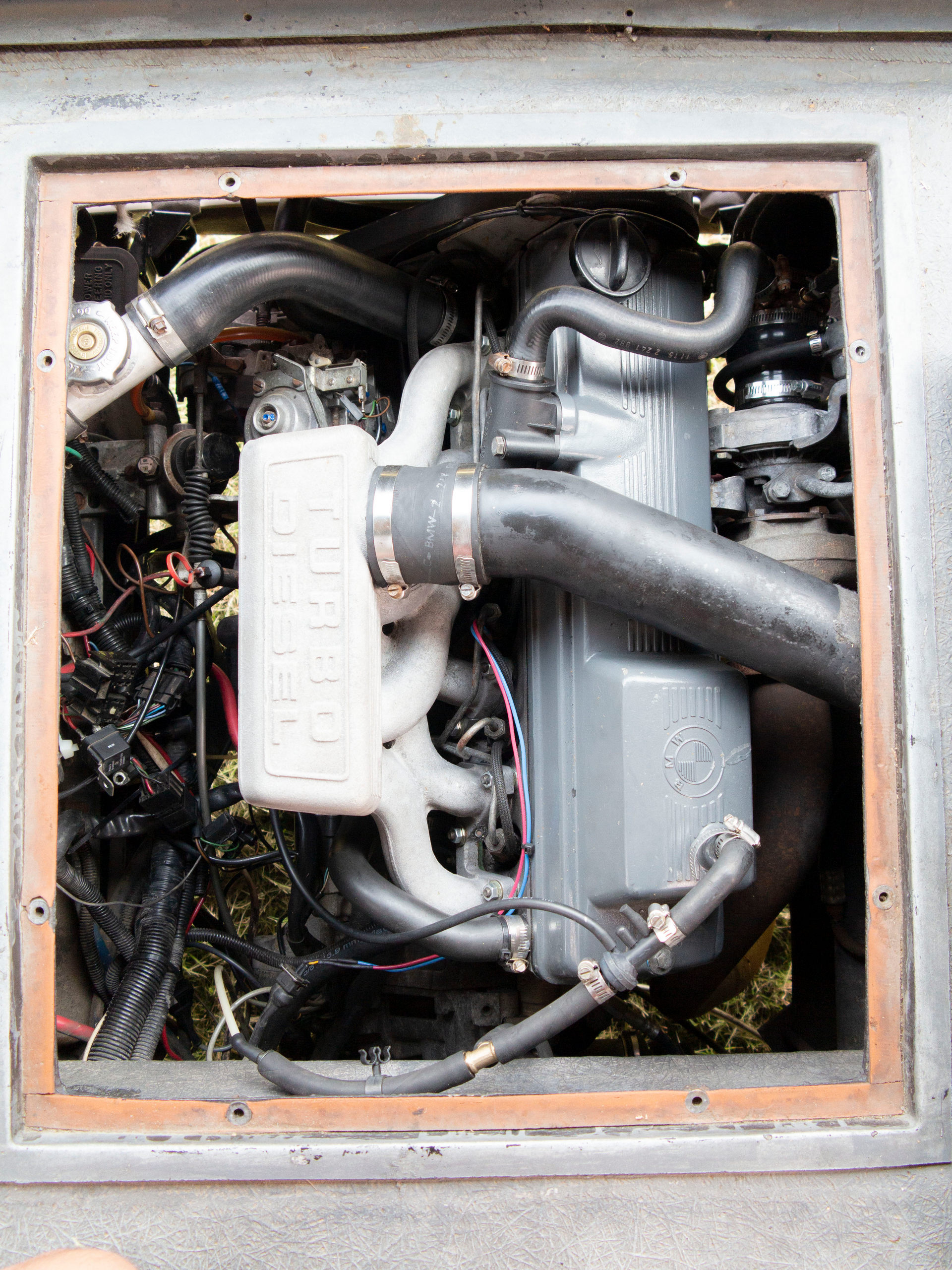 This Weird RV Is A Vixen 21 TD Powered By A BMW Straight-Six And Penned By The DeLorean’s Designer