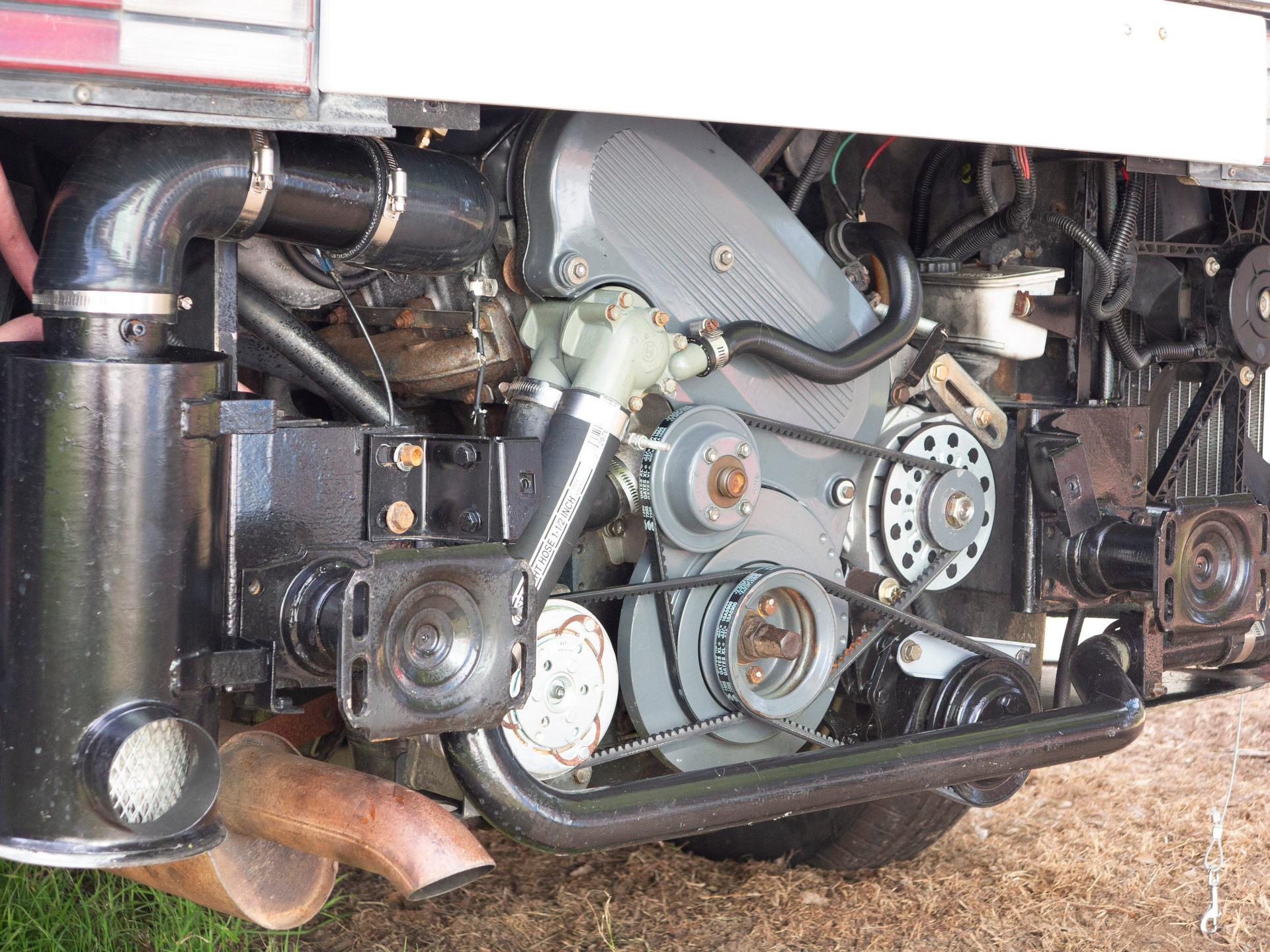 This Weird RV Is A Vixen 21 TD Powered By A BMW Straight-Six And Penned By The DeLorean’s Designer