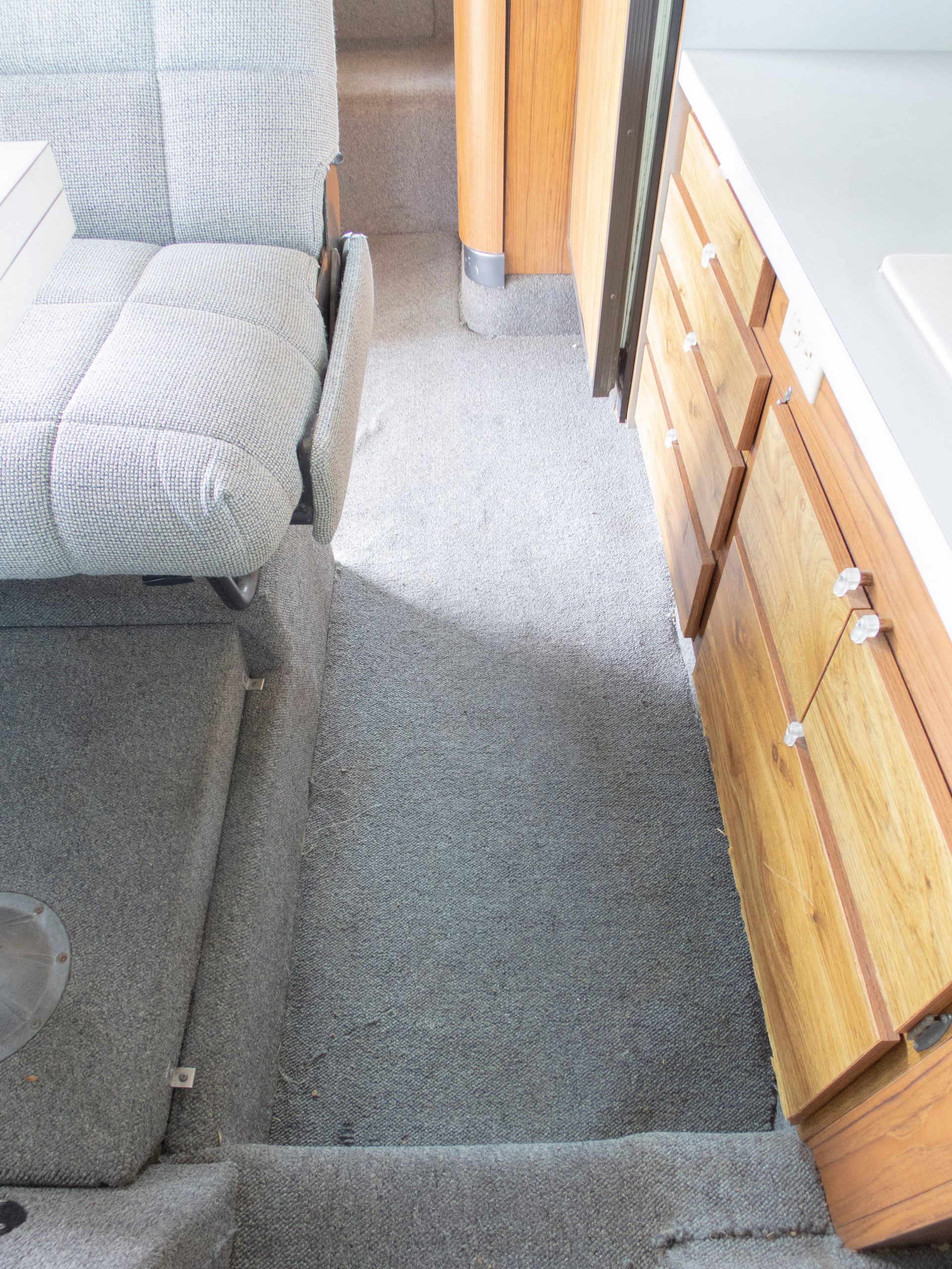 This Weird RV Is A Vixen 21 TD Powered By A BMW Straight-Six And Penned By The DeLorean’s Designer