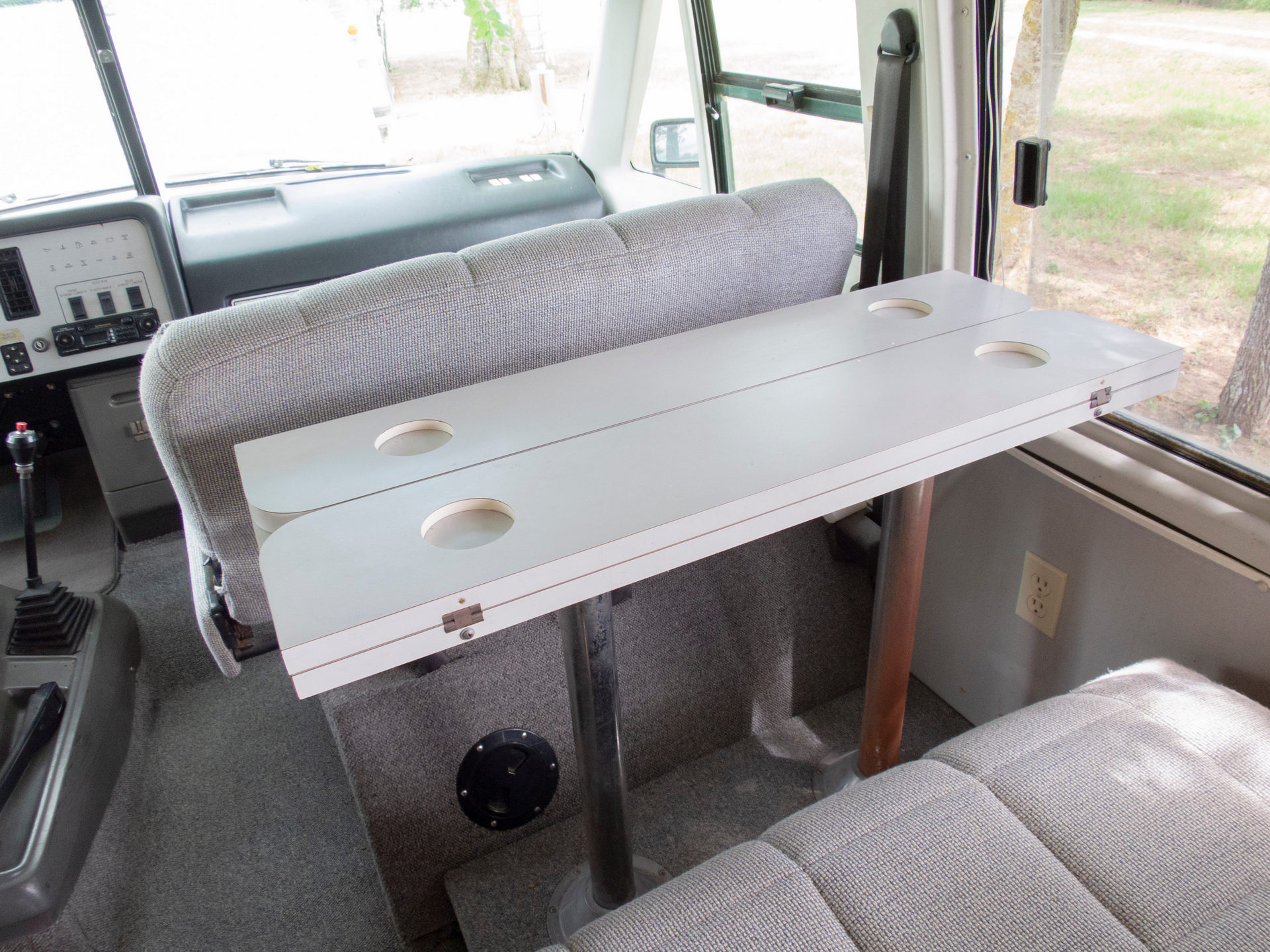 This Weird RV Is A Vixen 21 TD Powered By A BMW Straight-Six And Penned By The DeLorean’s Designer