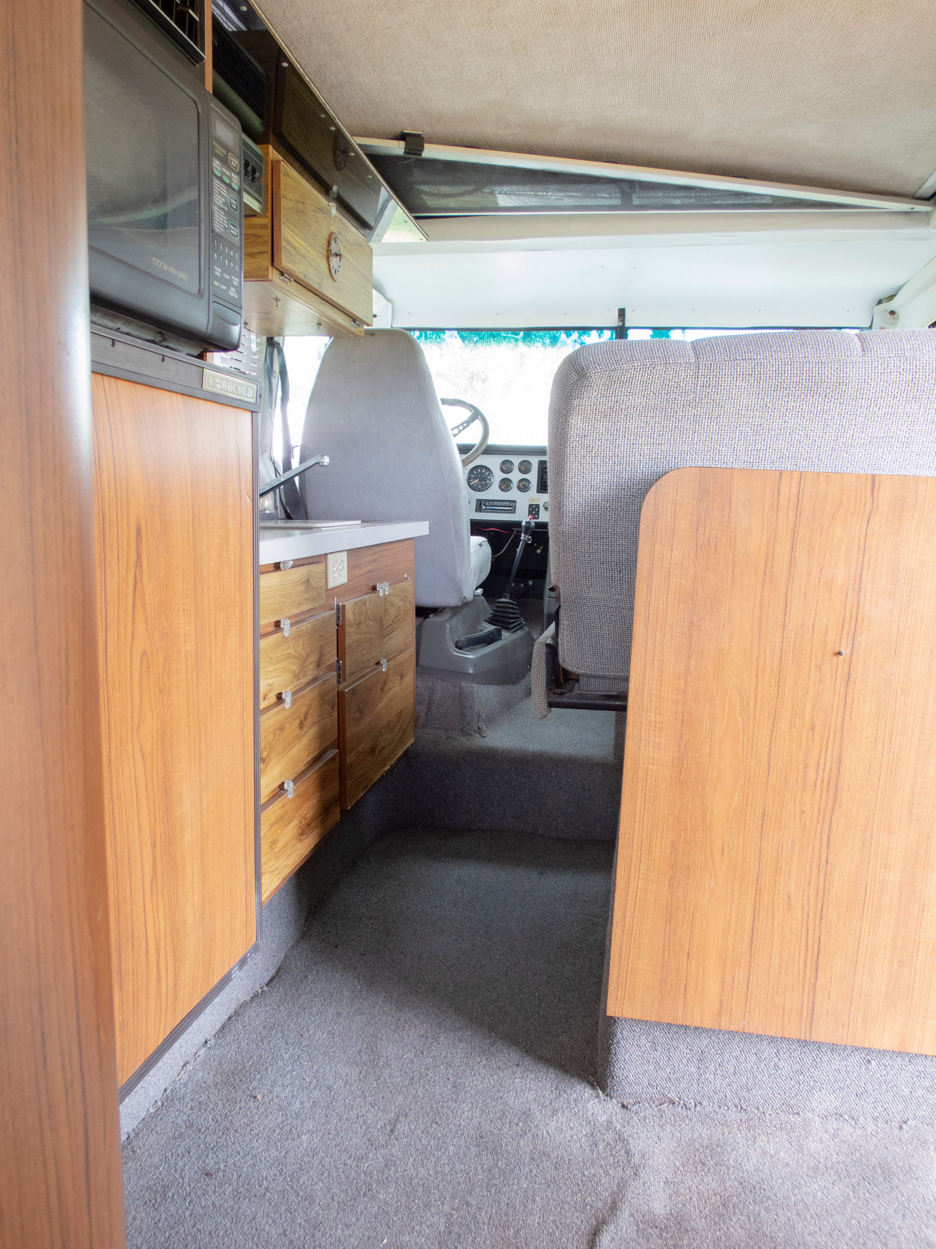 This Weird RV Is A Vixen 21 TD Powered By A BMW Straight-Six And Penned By The DeLorean’s Designer