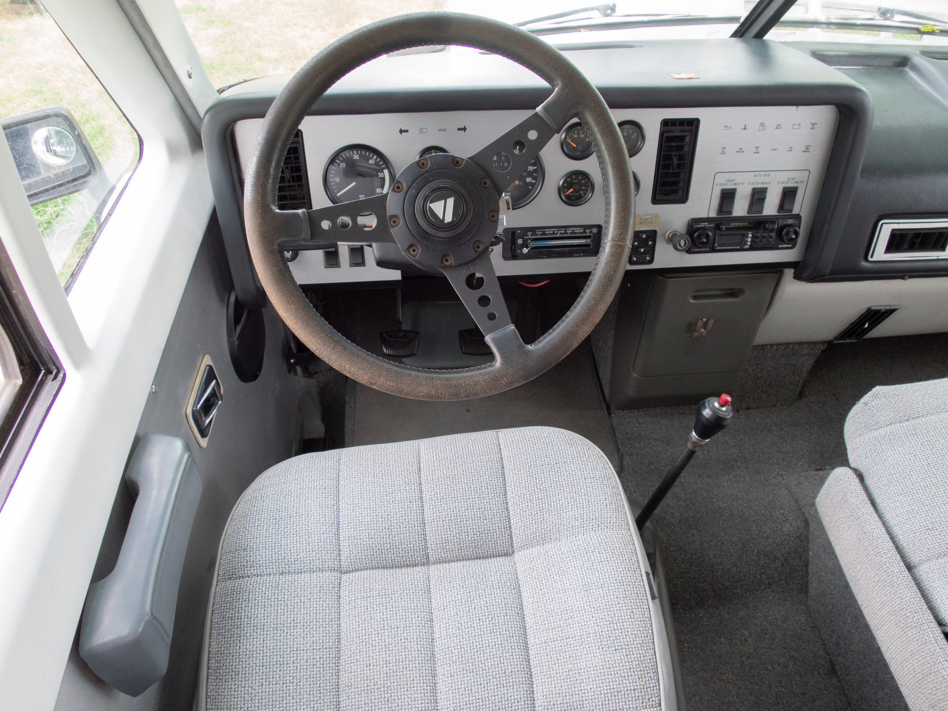 This Weird RV Is A Vixen 21 TD Powered By A BMW Straight-Six And Penned By The DeLorean’s Designer