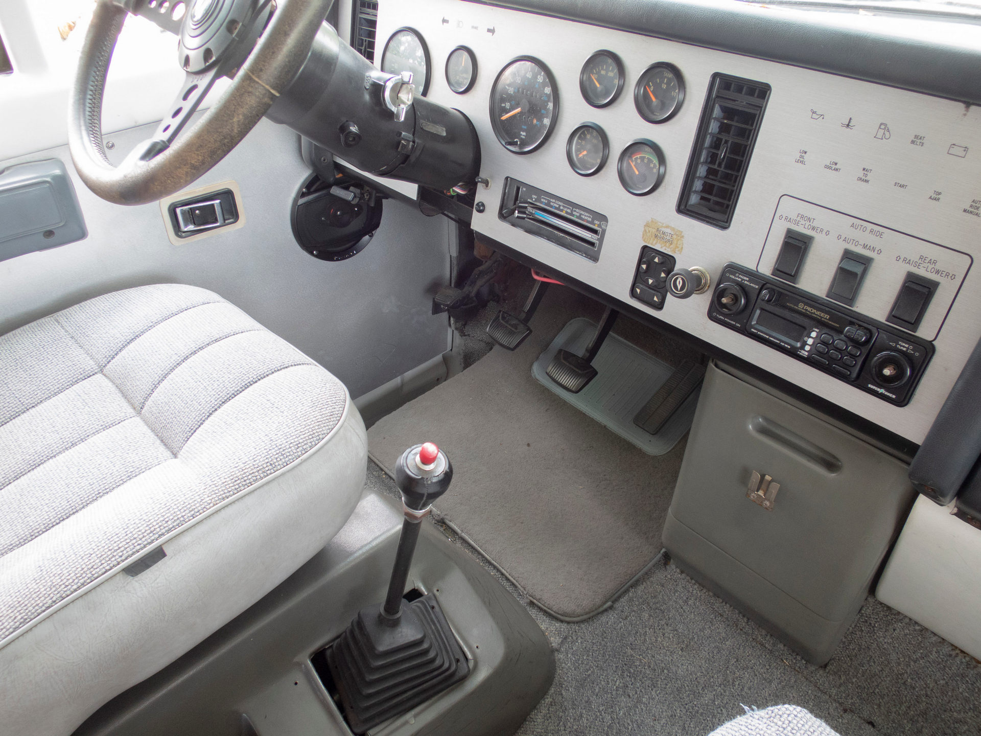 This Weird RV Is A Vixen 21 TD Powered By A BMW Straight-Six And Penned By The DeLorean’s Designer