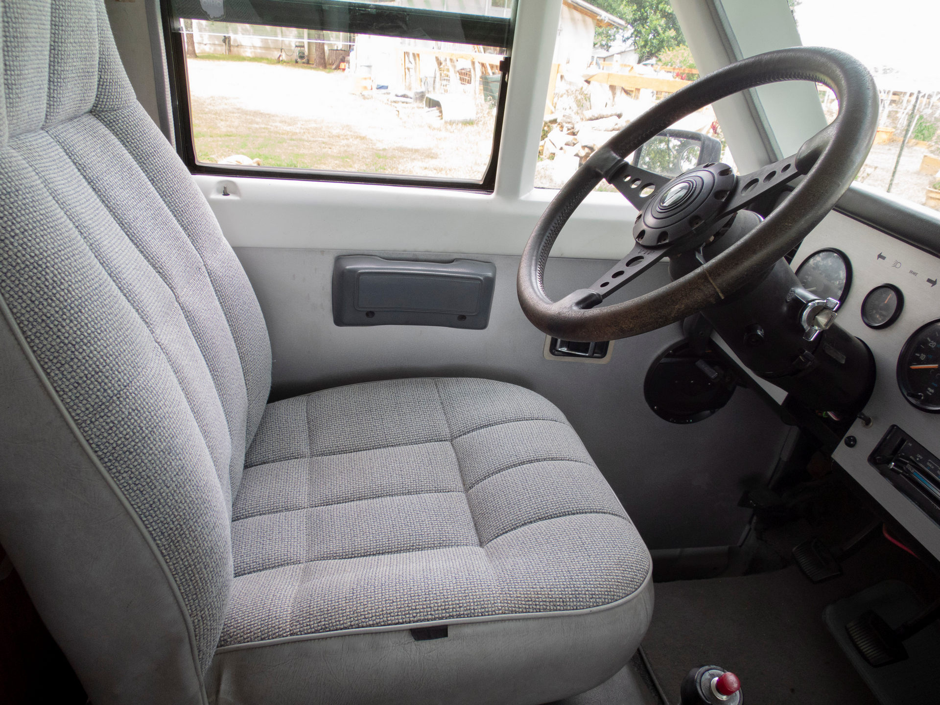 This Weird RV Is A Vixen 21 TD Powered By A BMW Straight-Six And Penned By The DeLorean’s Designer