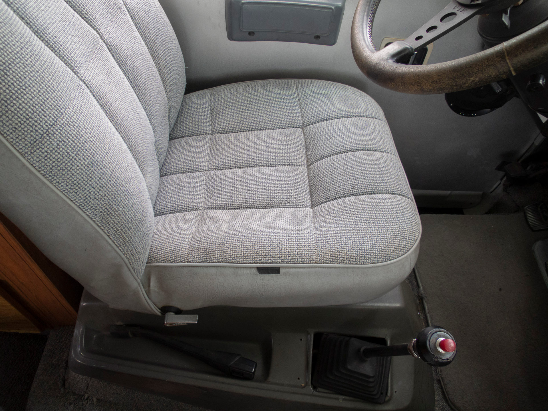 This Weird RV Is A Vixen 21 TD Powered By A BMW Straight-Six And Penned By The DeLorean’s Designer