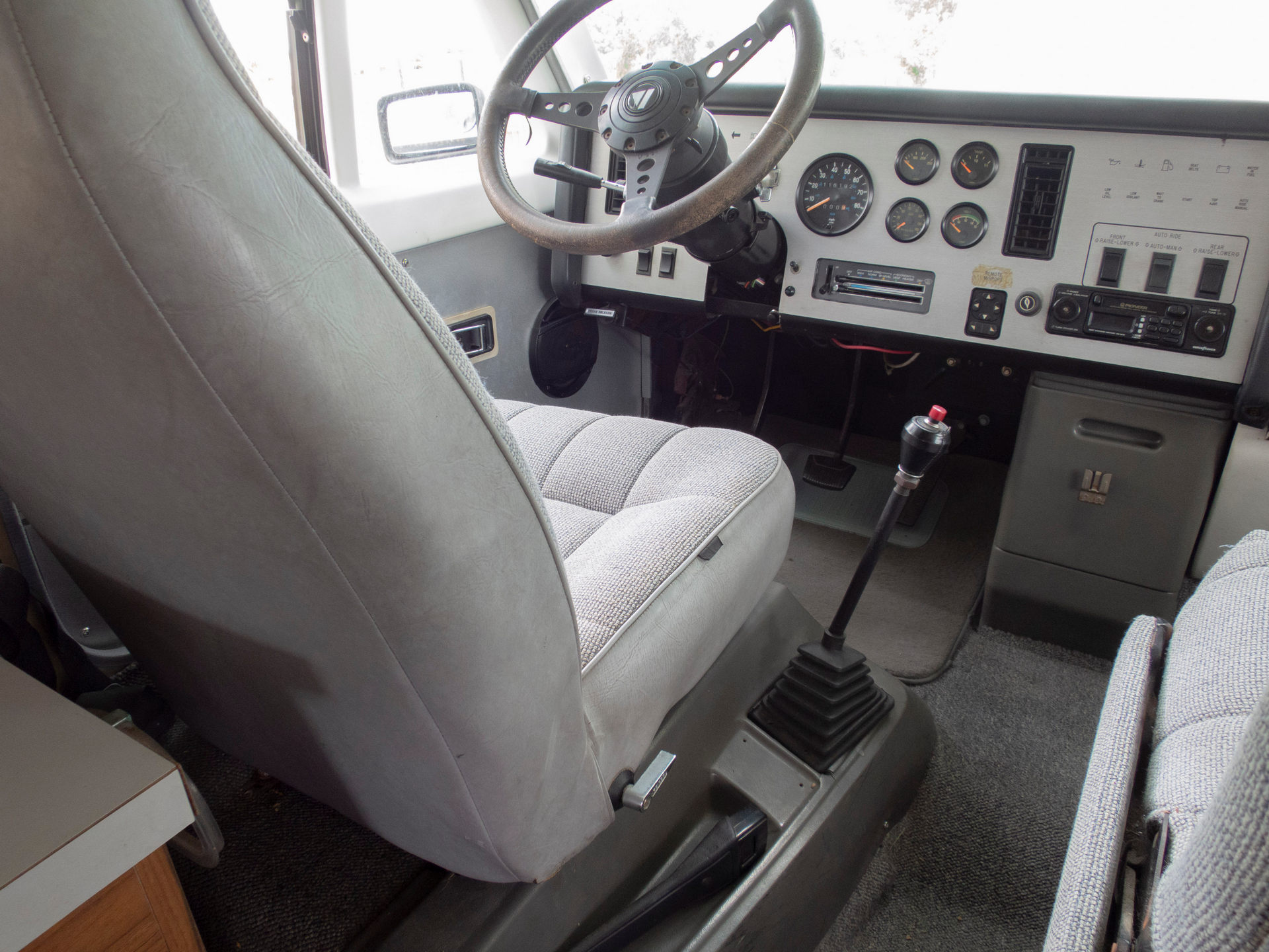 This Weird RV Is A Vixen 21 TD Powered By A BMW Straight-Six And Penned By The DeLorean’s Designer