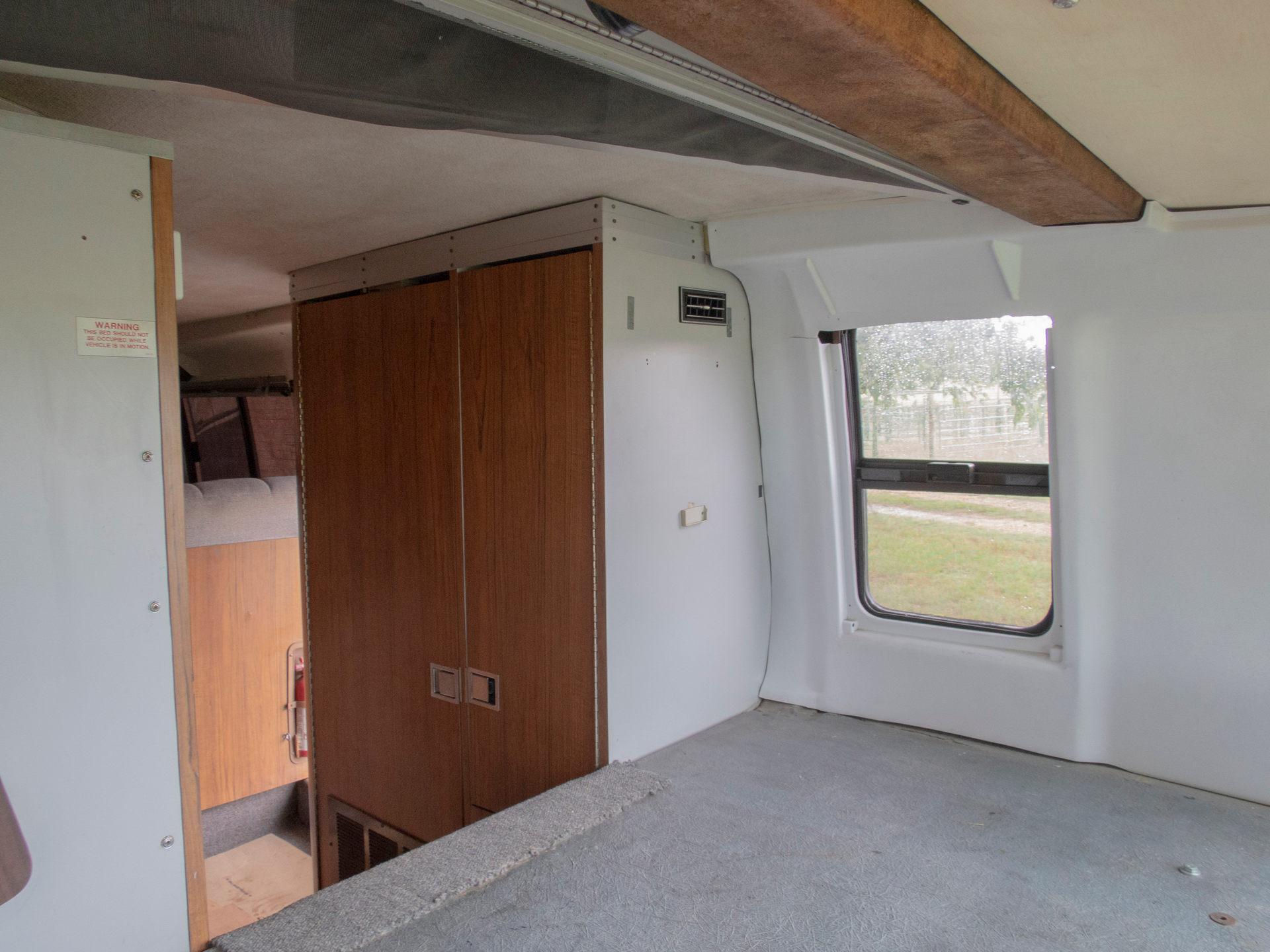 This Weird RV Is A Vixen 21 TD Powered By A BMW Straight-Six And Penned By The DeLorean’s Designer