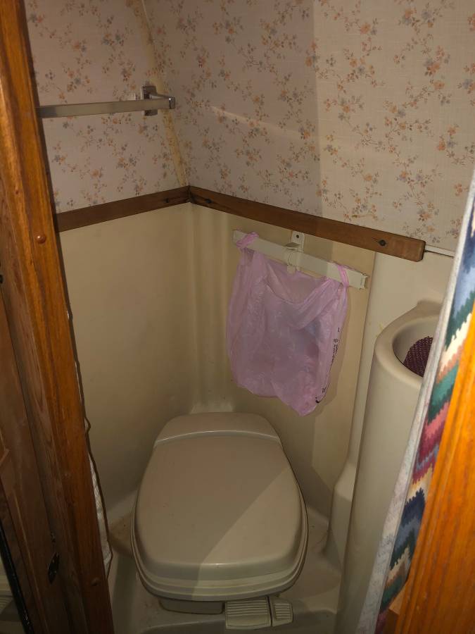 This Rare Vixen 21 SE RV Has The Supercharged V6 Of A Buick Riviera