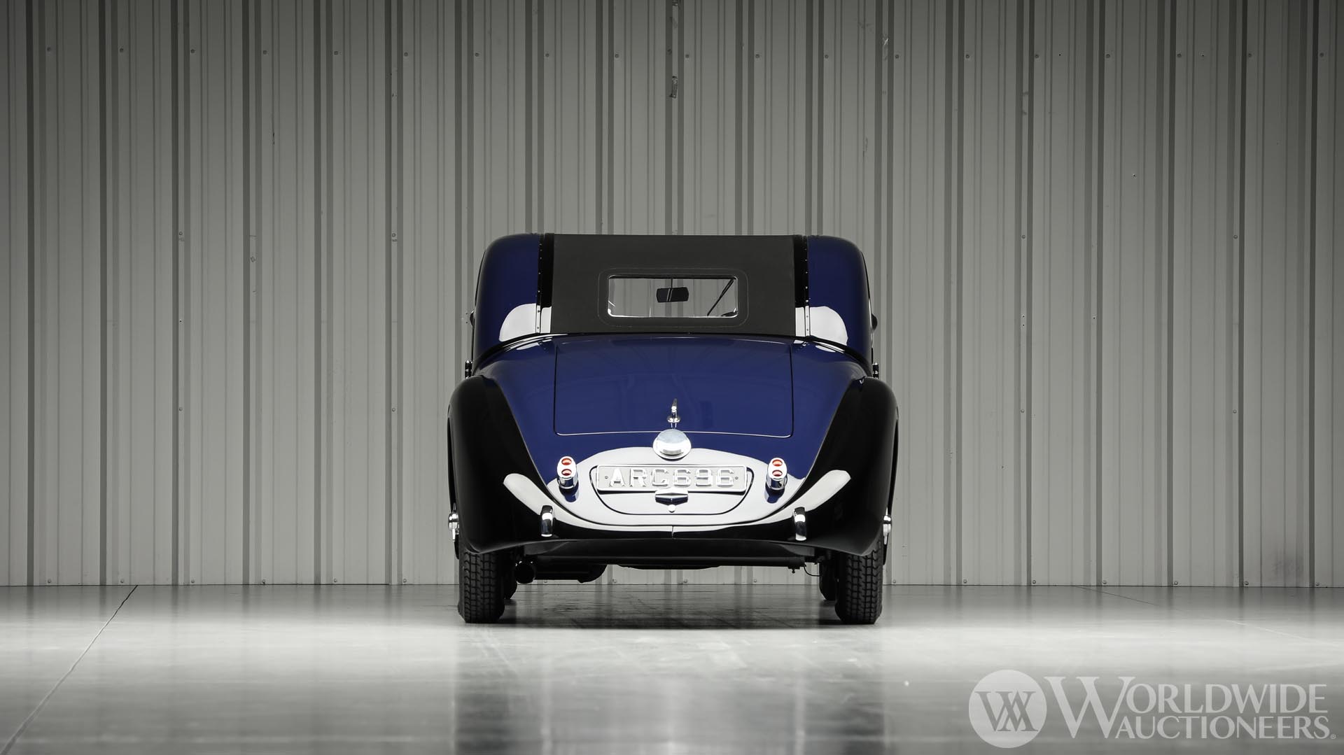 The 1938 Bugatti Type 57C Atalante Coupe “Toit Ouvrant” Is Extremely Rare And Extremely Beautiful